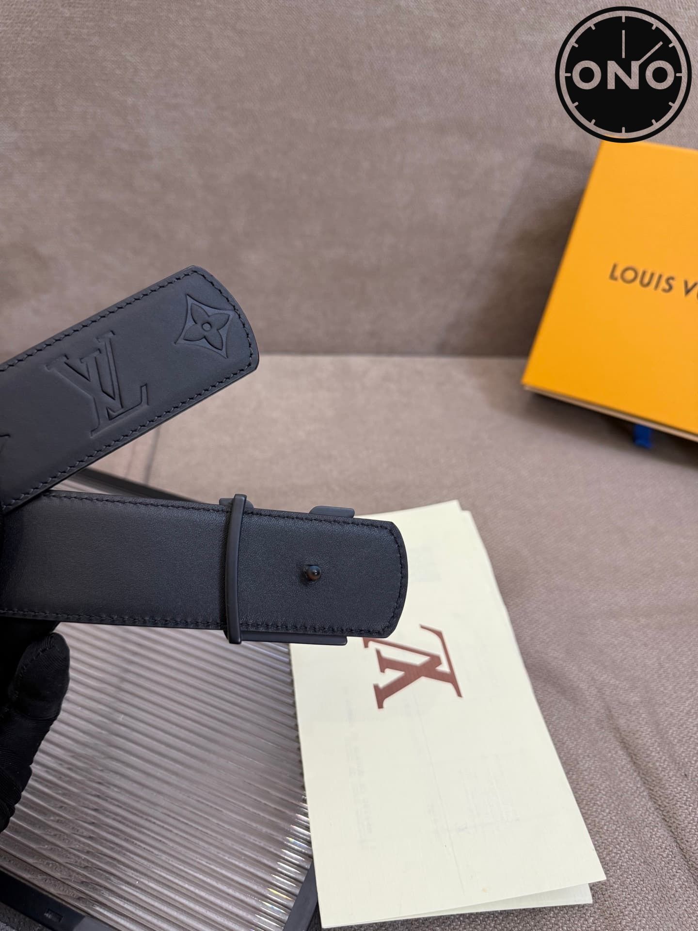lv_belt_139_4.jpg