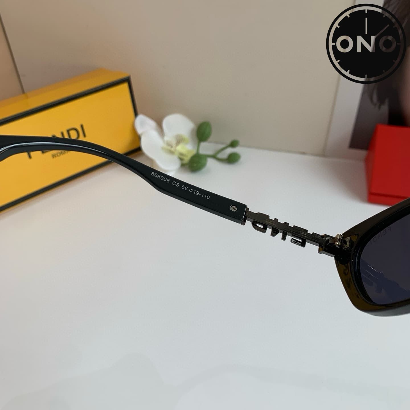 fendi-glasses_37_6.jpg