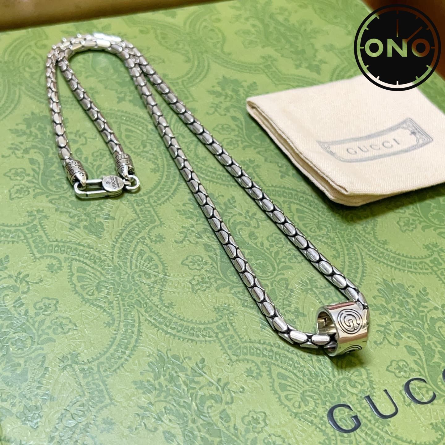 gucci-necklace_60_3.jpg