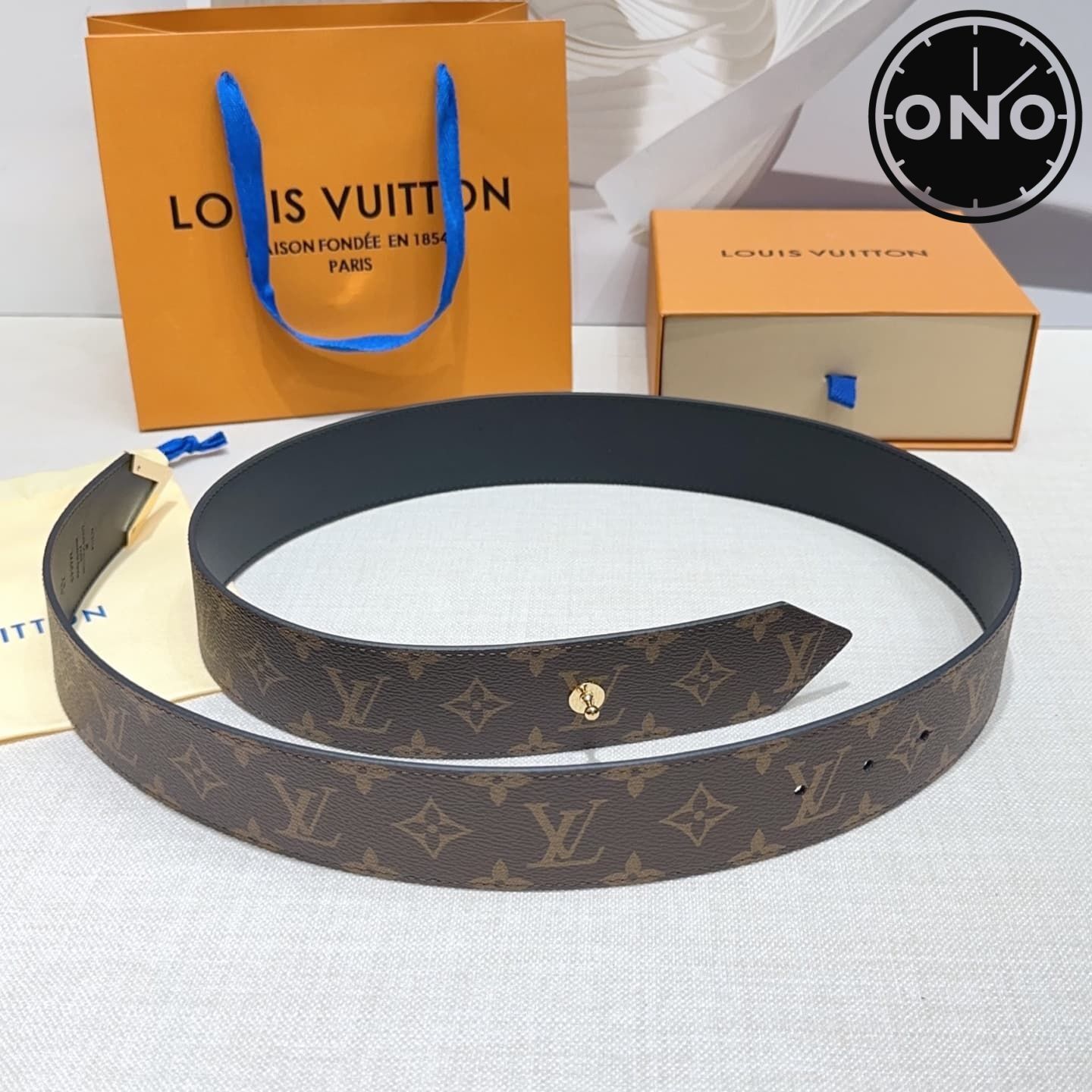 lv_belt_24_1.jpg