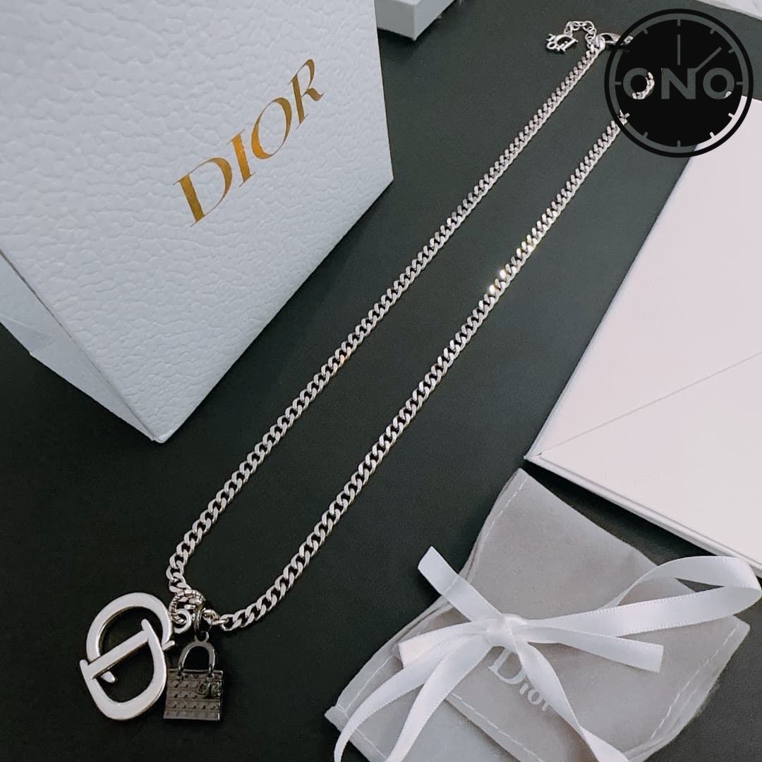 dior-necklace_92_1.jpg