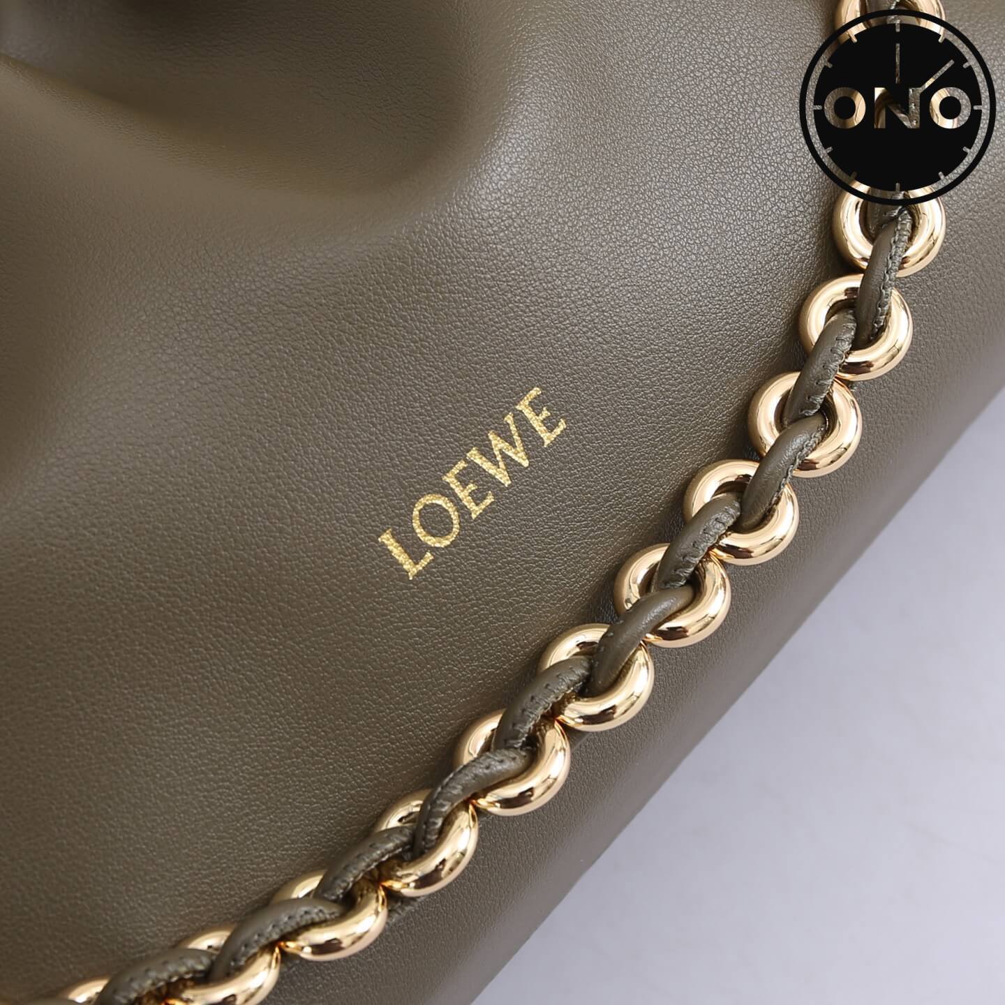loewe_women_7_3.jpg