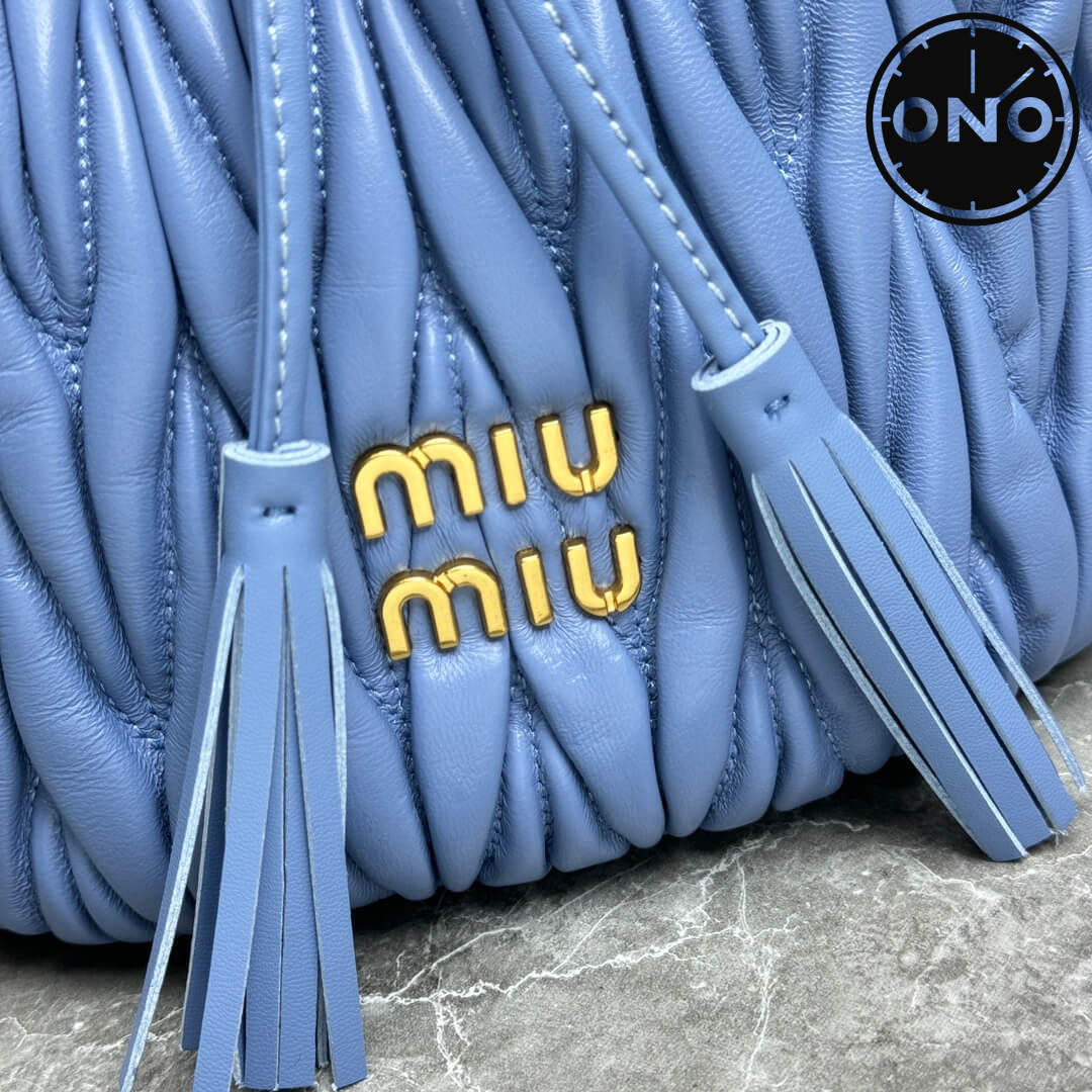 miumiu_women_11_1.jpg