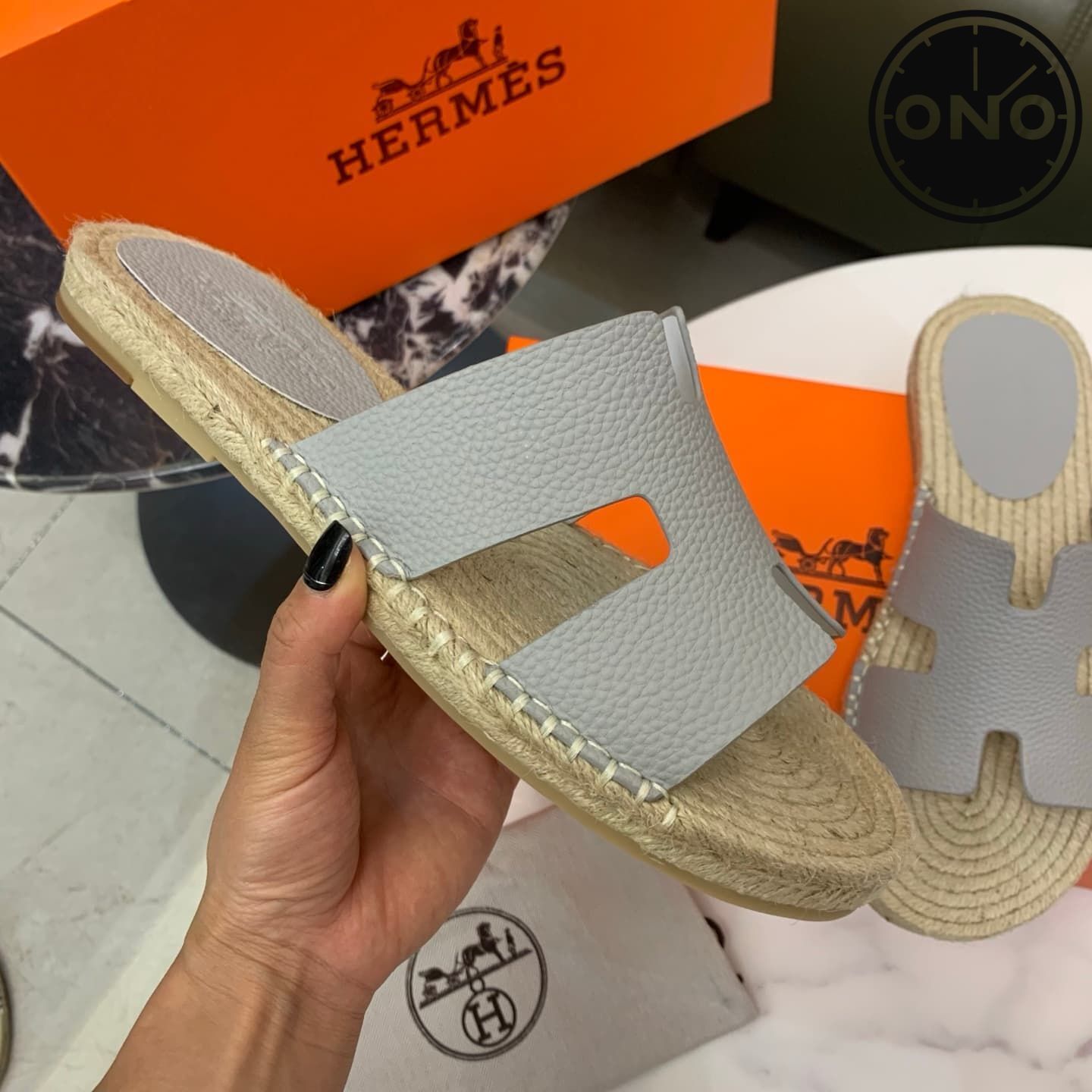 hermes-slippers_42_3.jpg