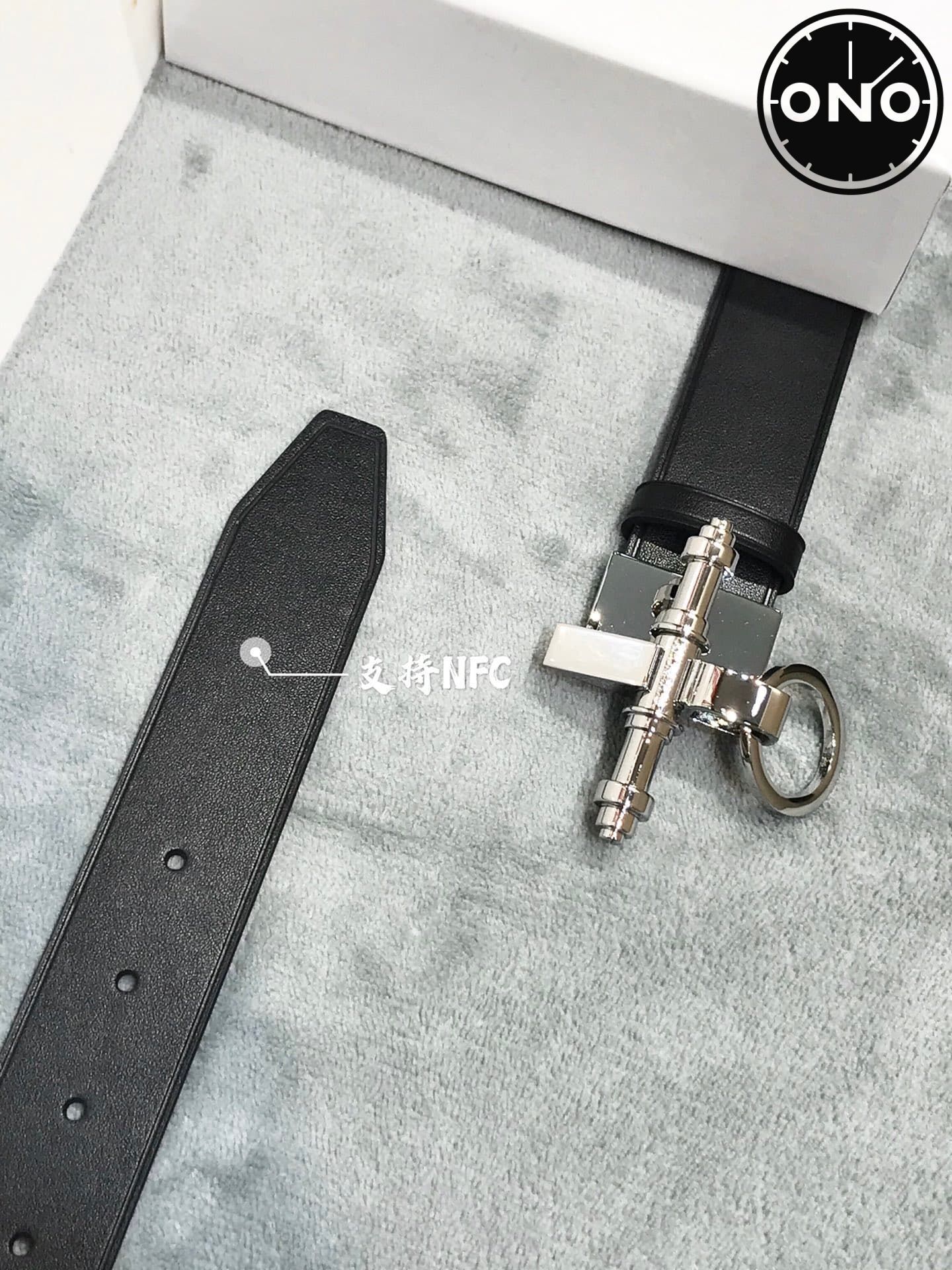 givenchy_belt_78_2.jpg
