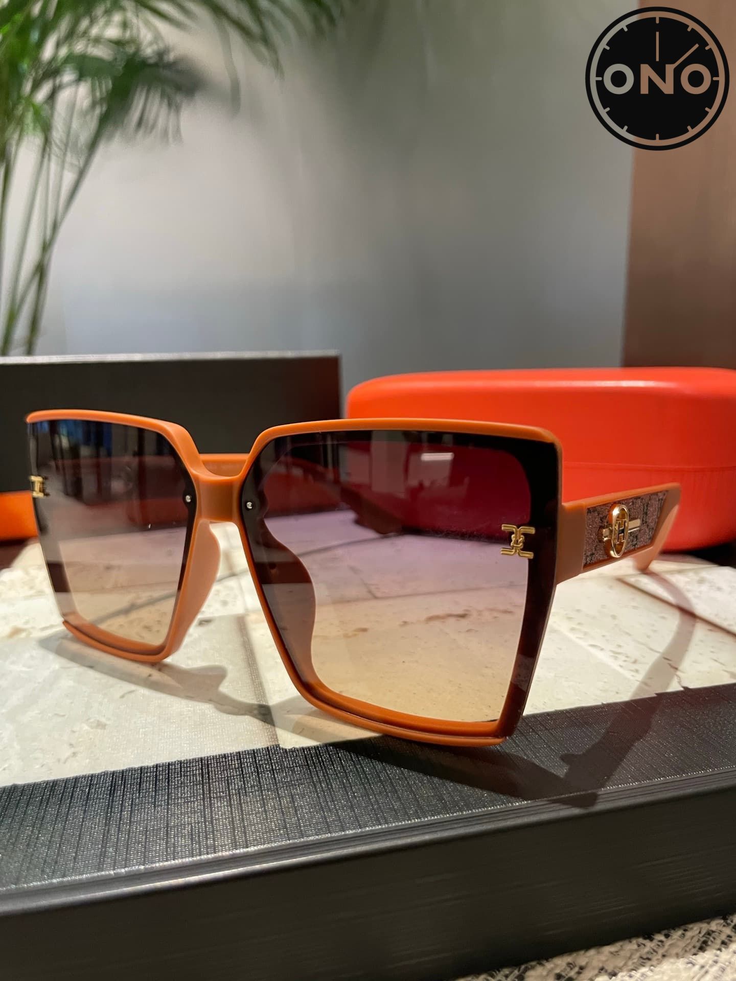 hermes-glasses_35_4.jpg