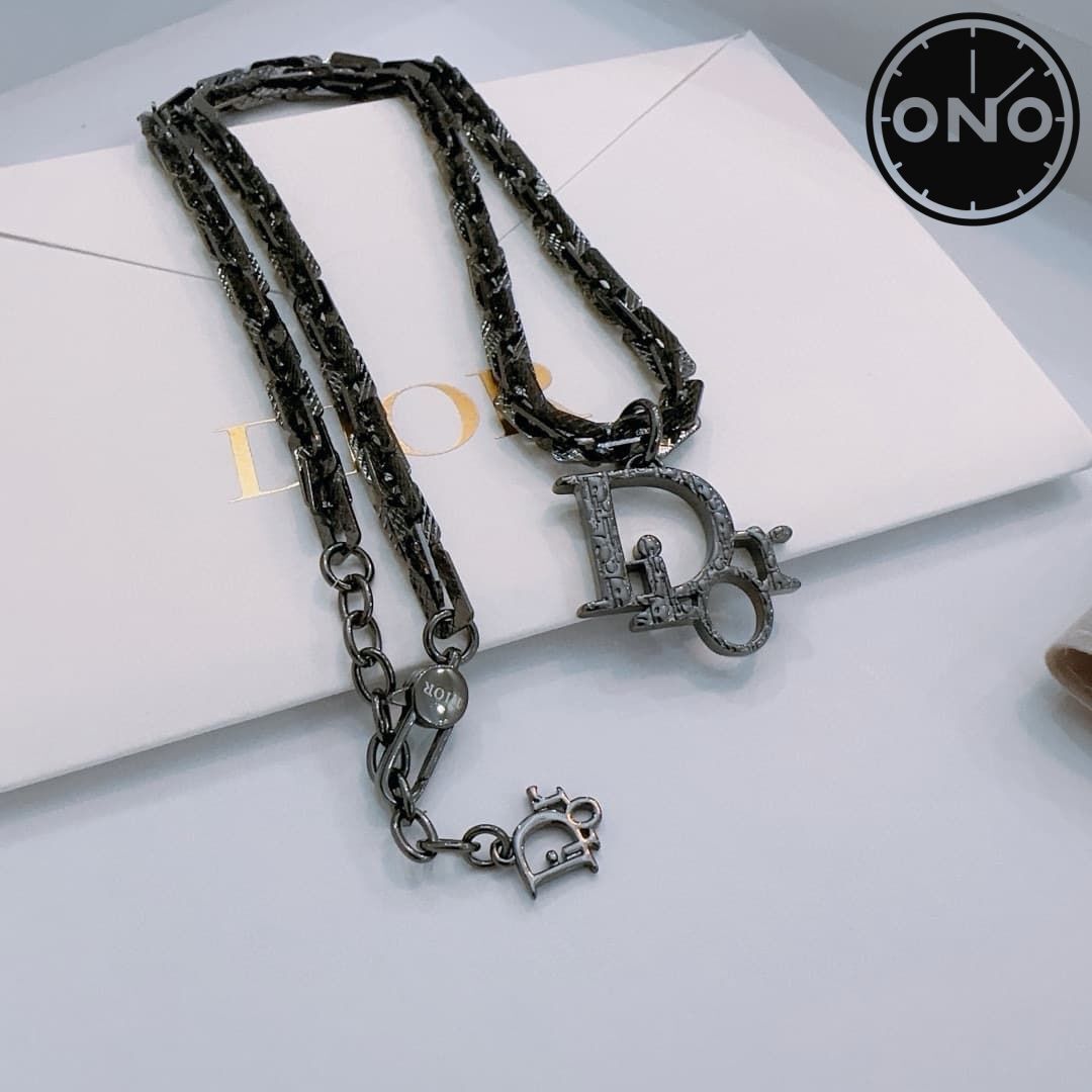 dior-necklace_106_1.jpg