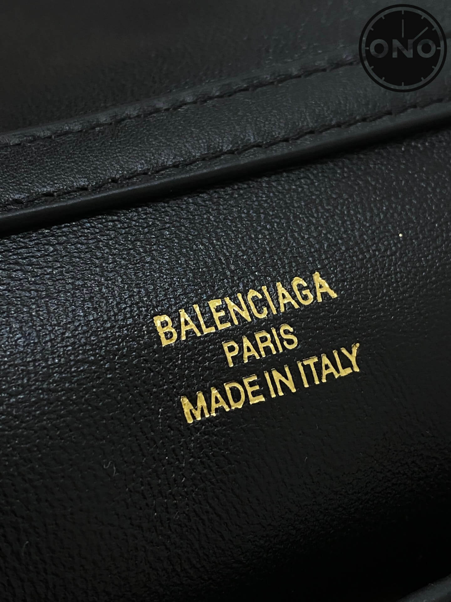 balenciaga_women_35_4.jpg
