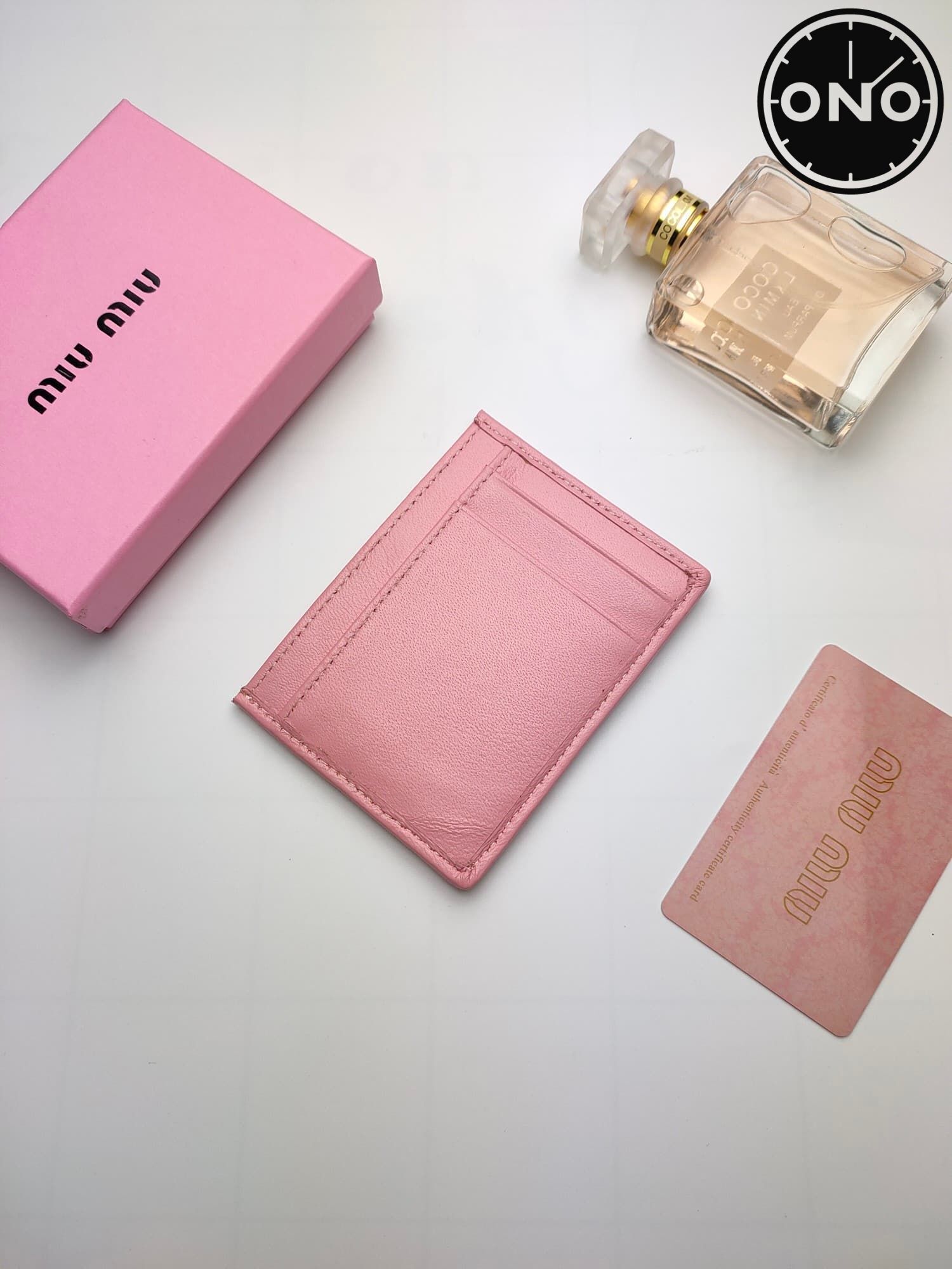 miumiu_wallet_30_2.jpg