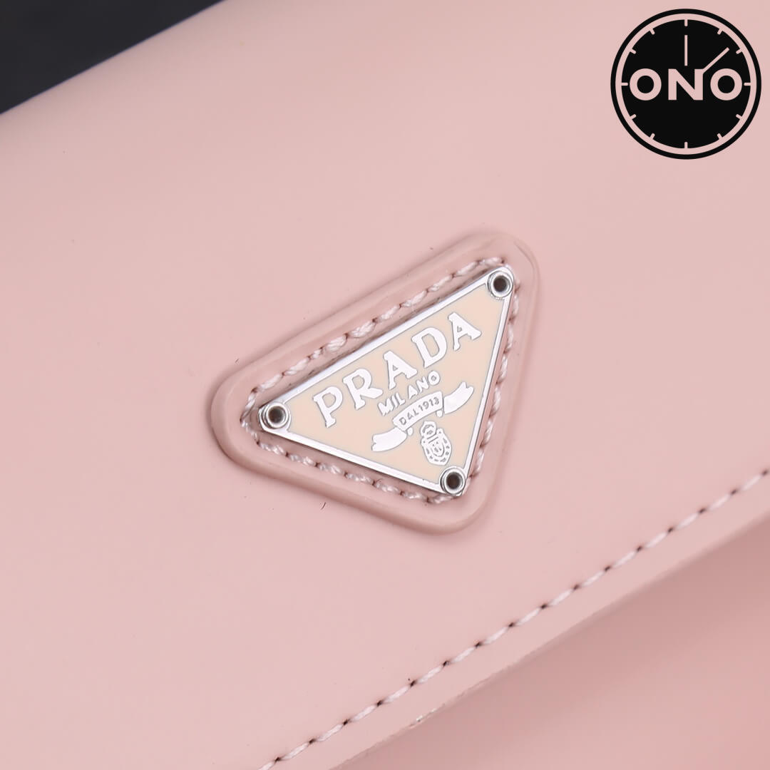 prada_women_110_4.jpg