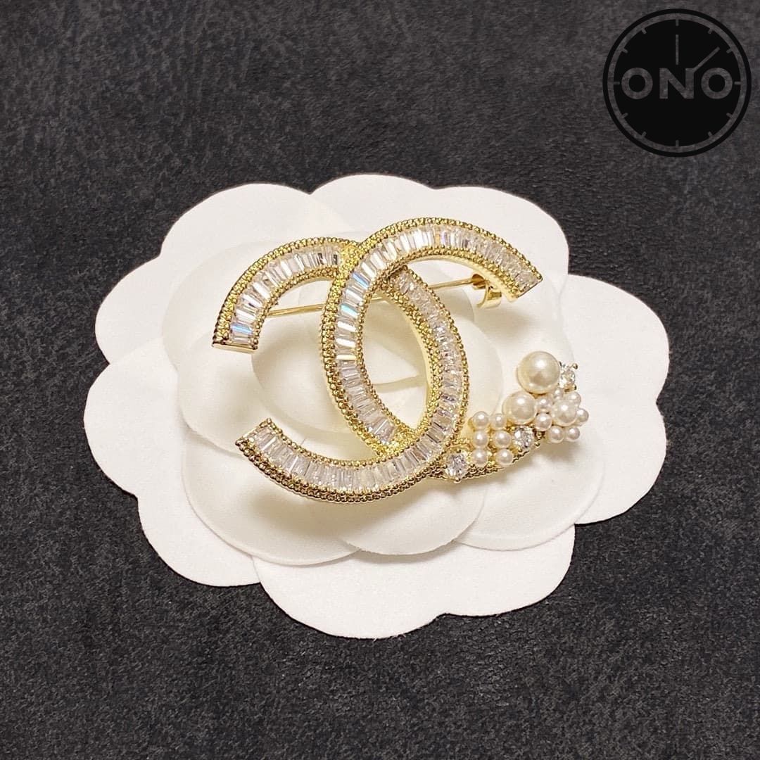 chanel-brooch_16_3.jpg
