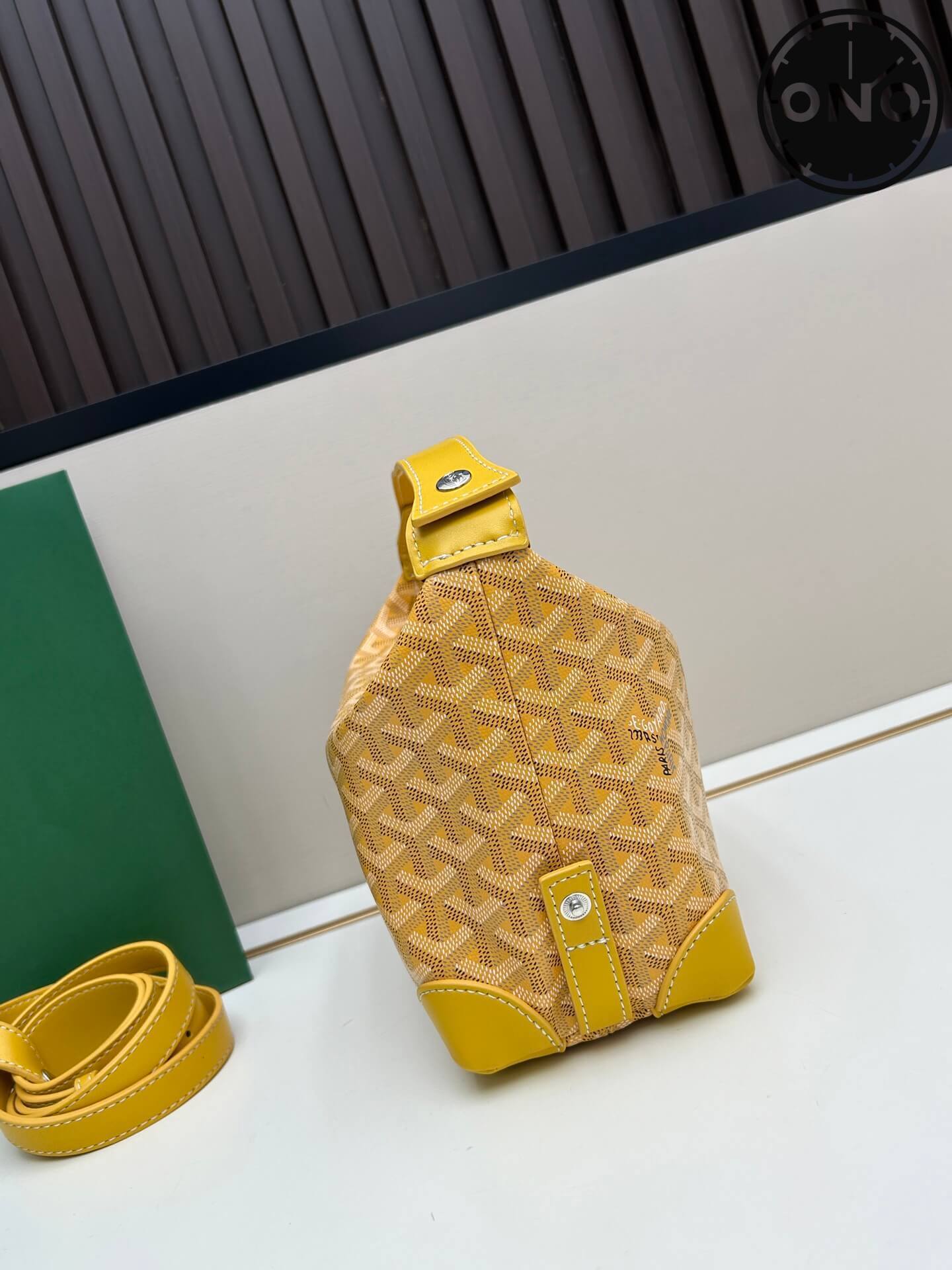 goyard_women_3_1.jpg