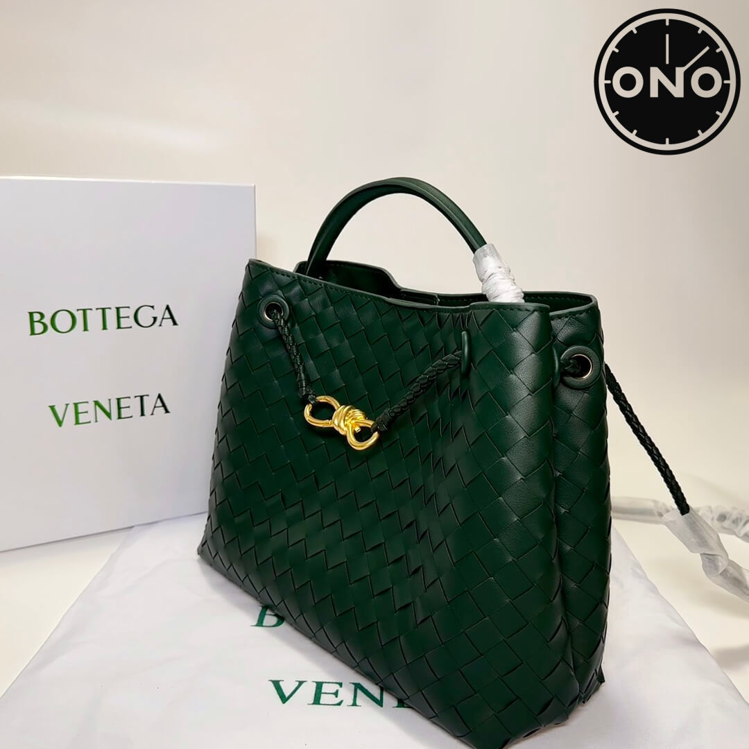 bottega_veneta_women_219_2.jpg