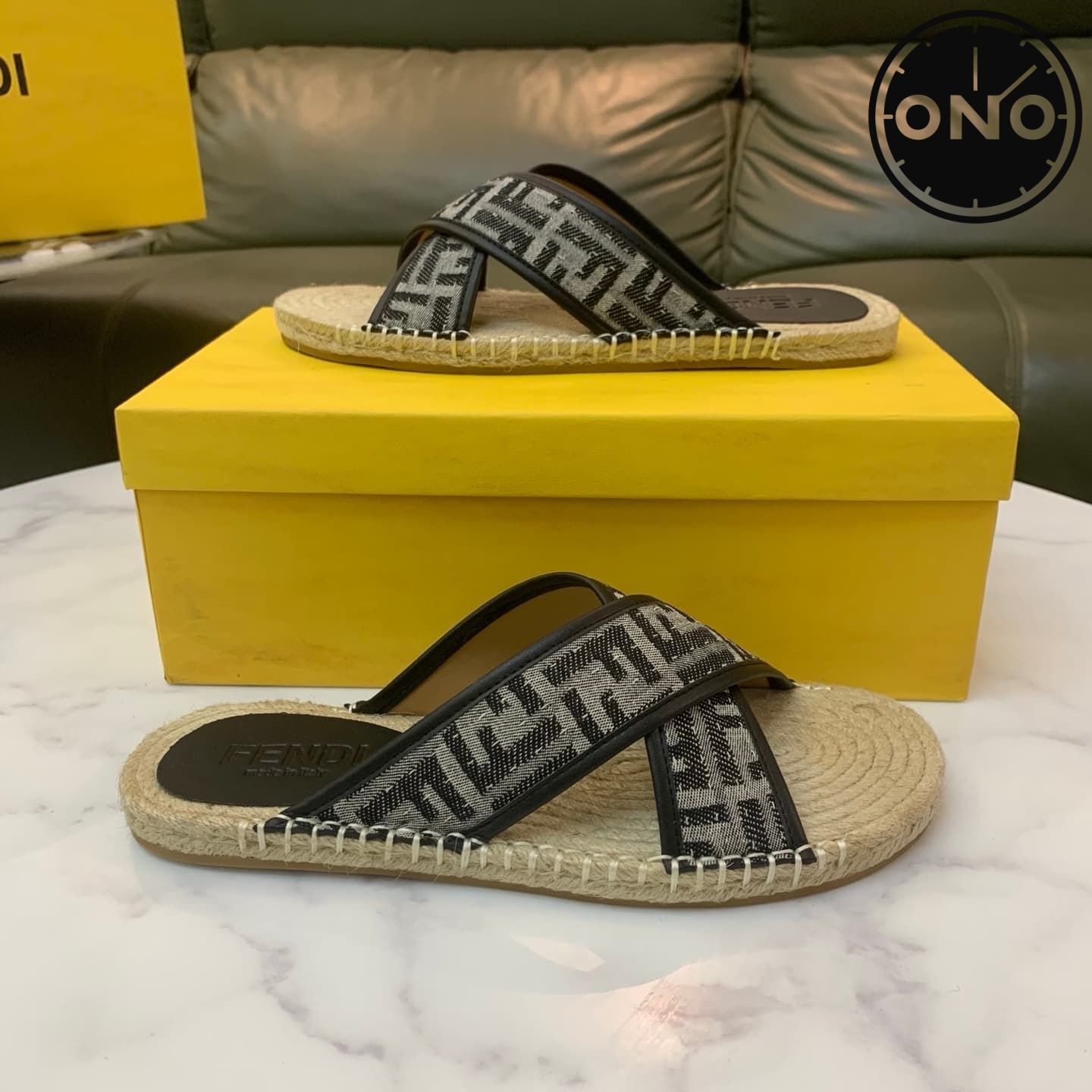 fendi-slippers_12_7.jpg