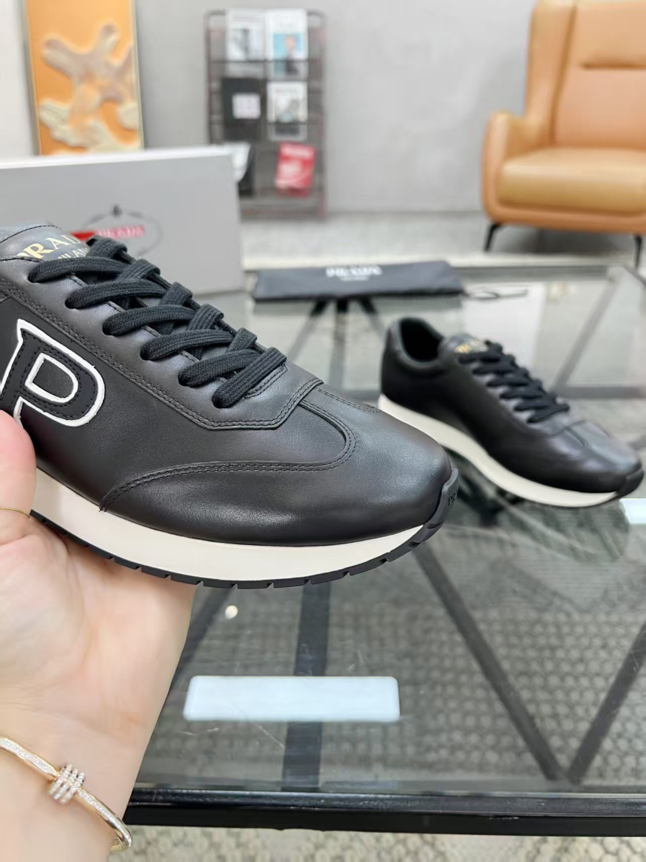 prada-casual-shoes_7_5.jpg