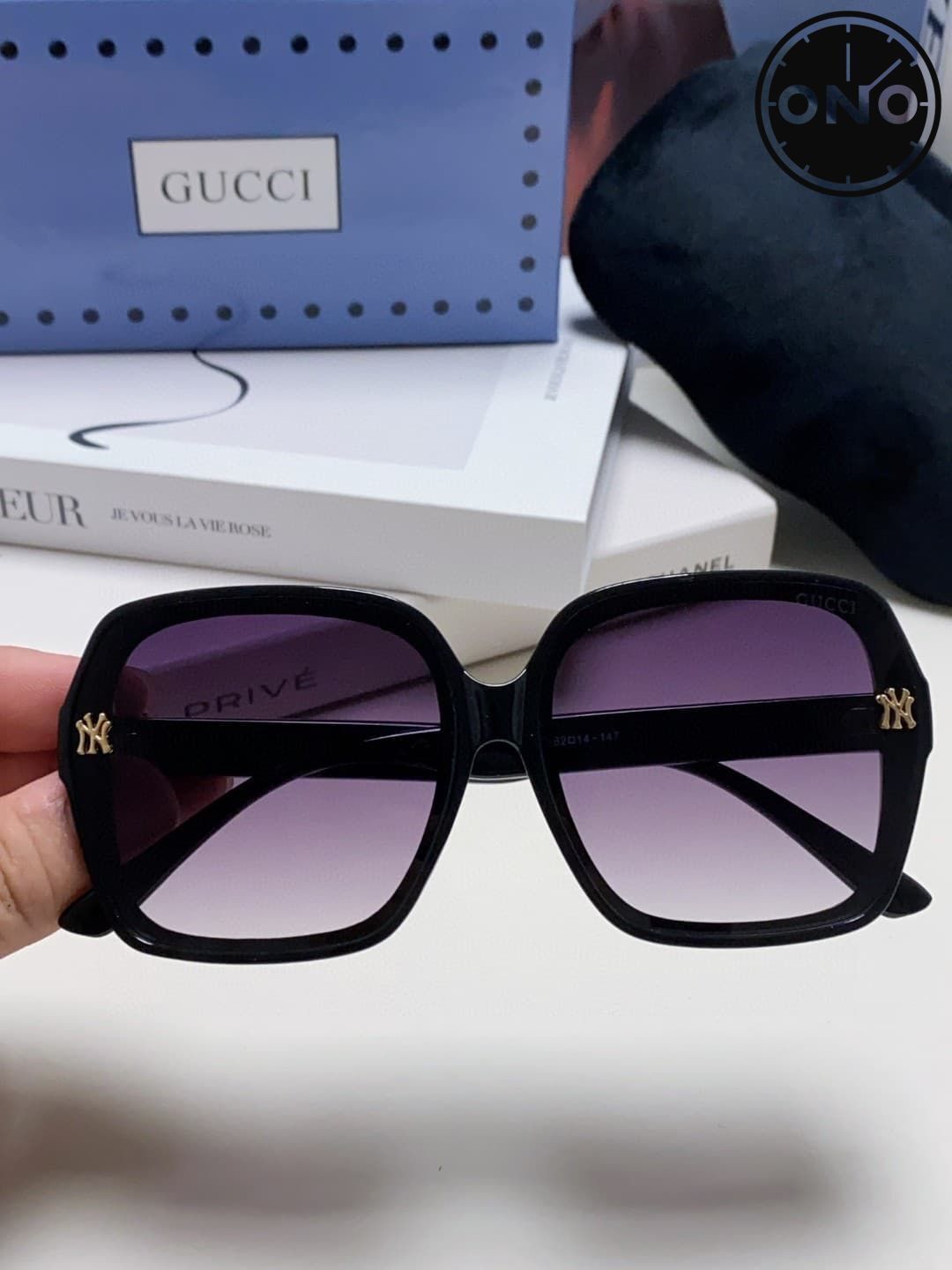 gucci-glasses_30_3.jpg