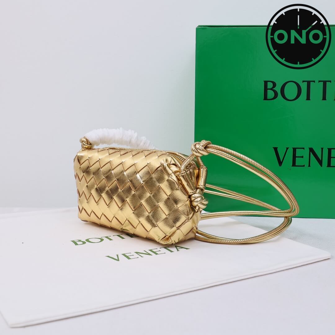 bottega_veneta_women_167_1.jpg