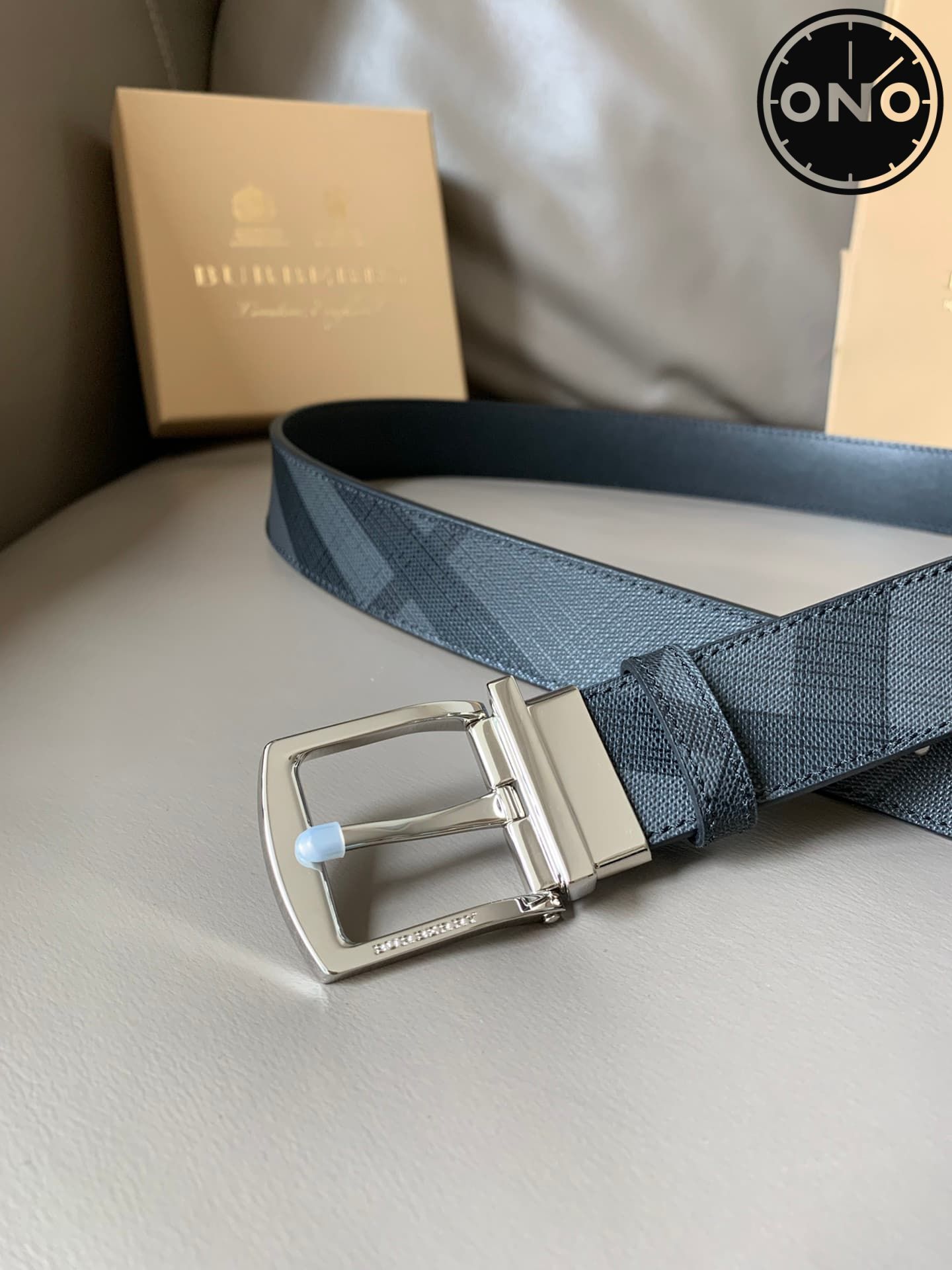 burberry_belt_62_1.jpg
