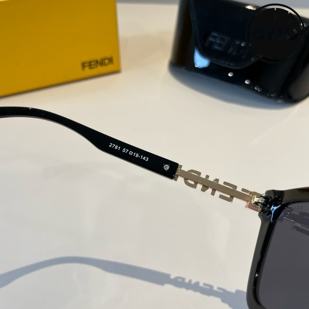 fendi-glasses_4_8.jpg
