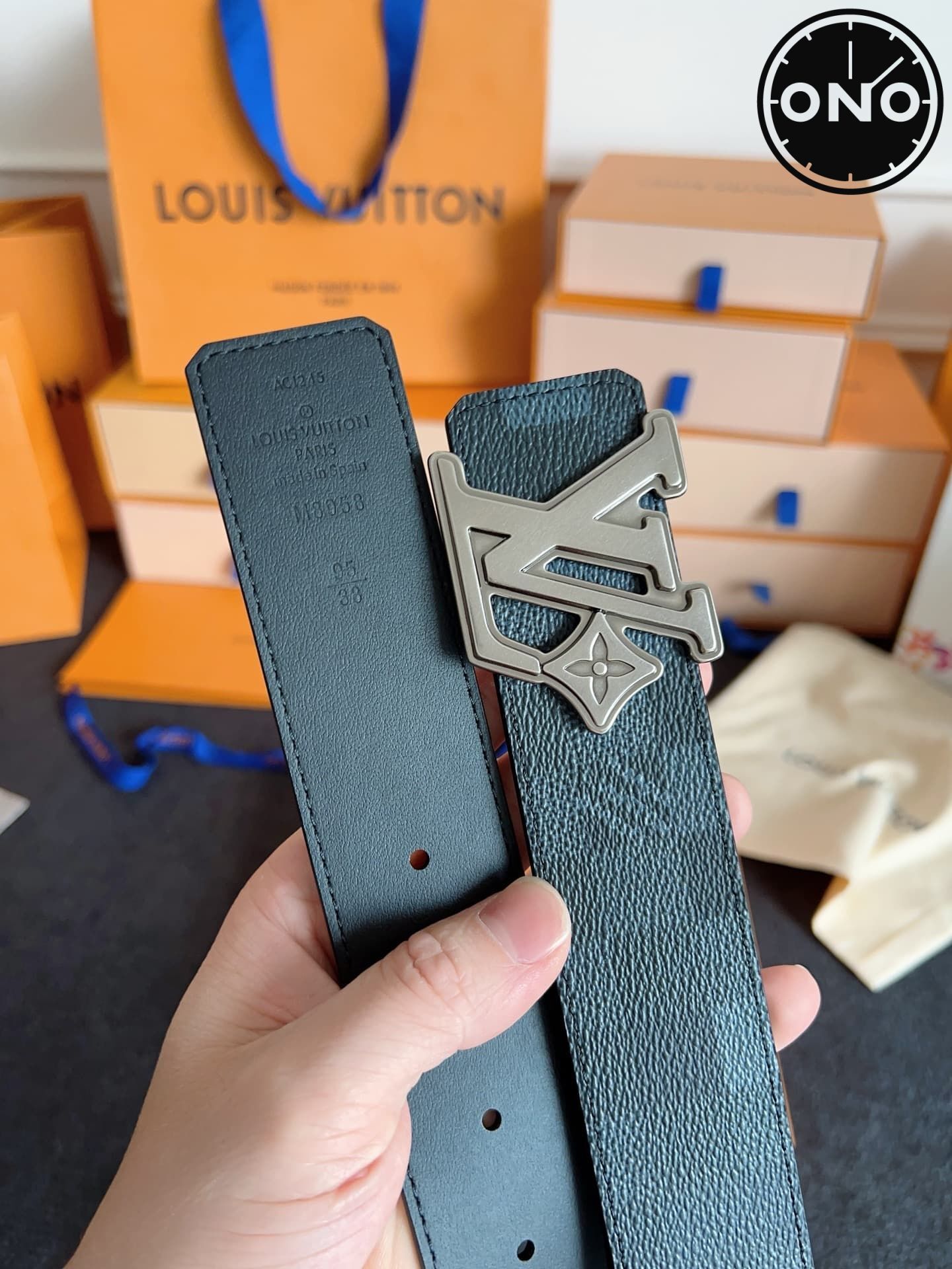 lv_belt_72_2.jpg