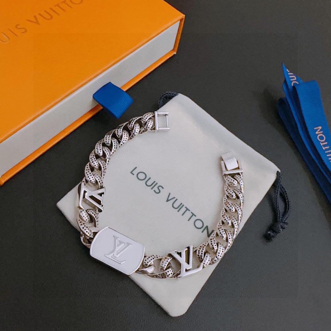 lv-bracelet_20_5.jpg