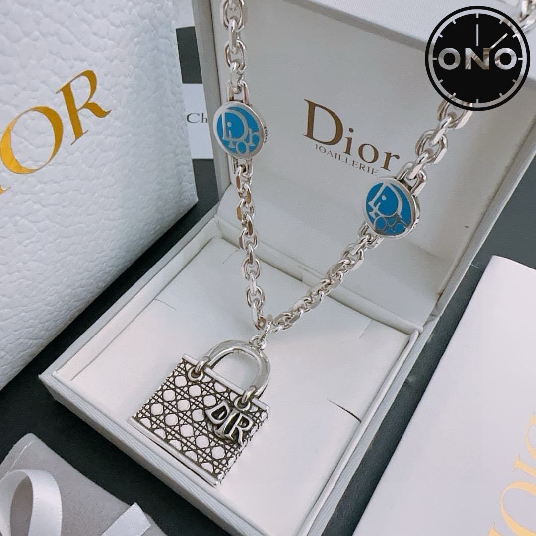 dior-necklace_17_1.jpg