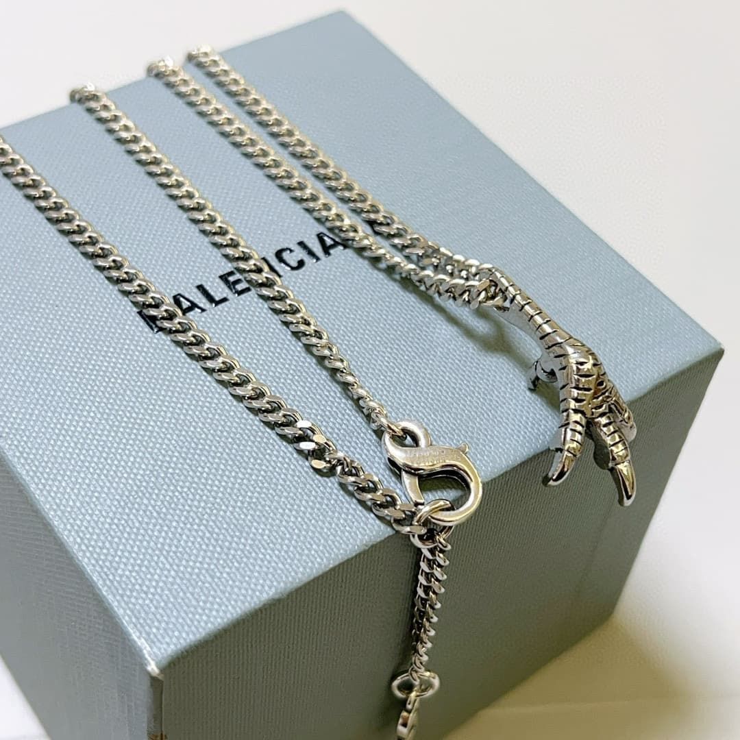 balenciaga-necklace_23_7.jpg