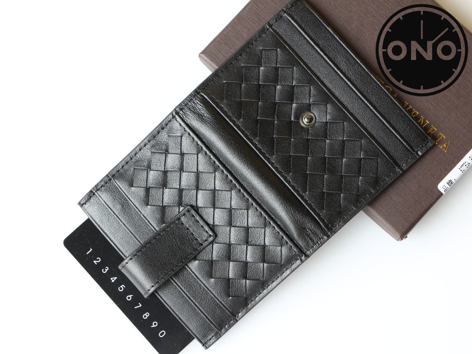bottega_veneta_wallet_14_4.jpg