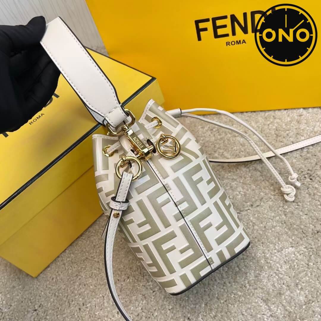 fendi_women_30_5.jpg
