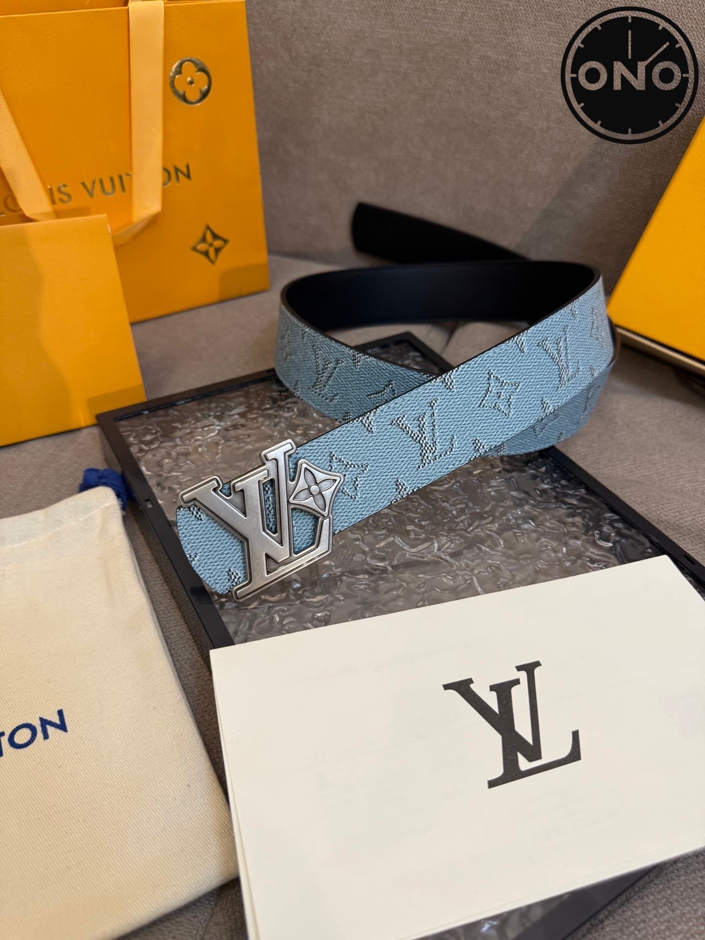 lv_belt_67_1.jpg