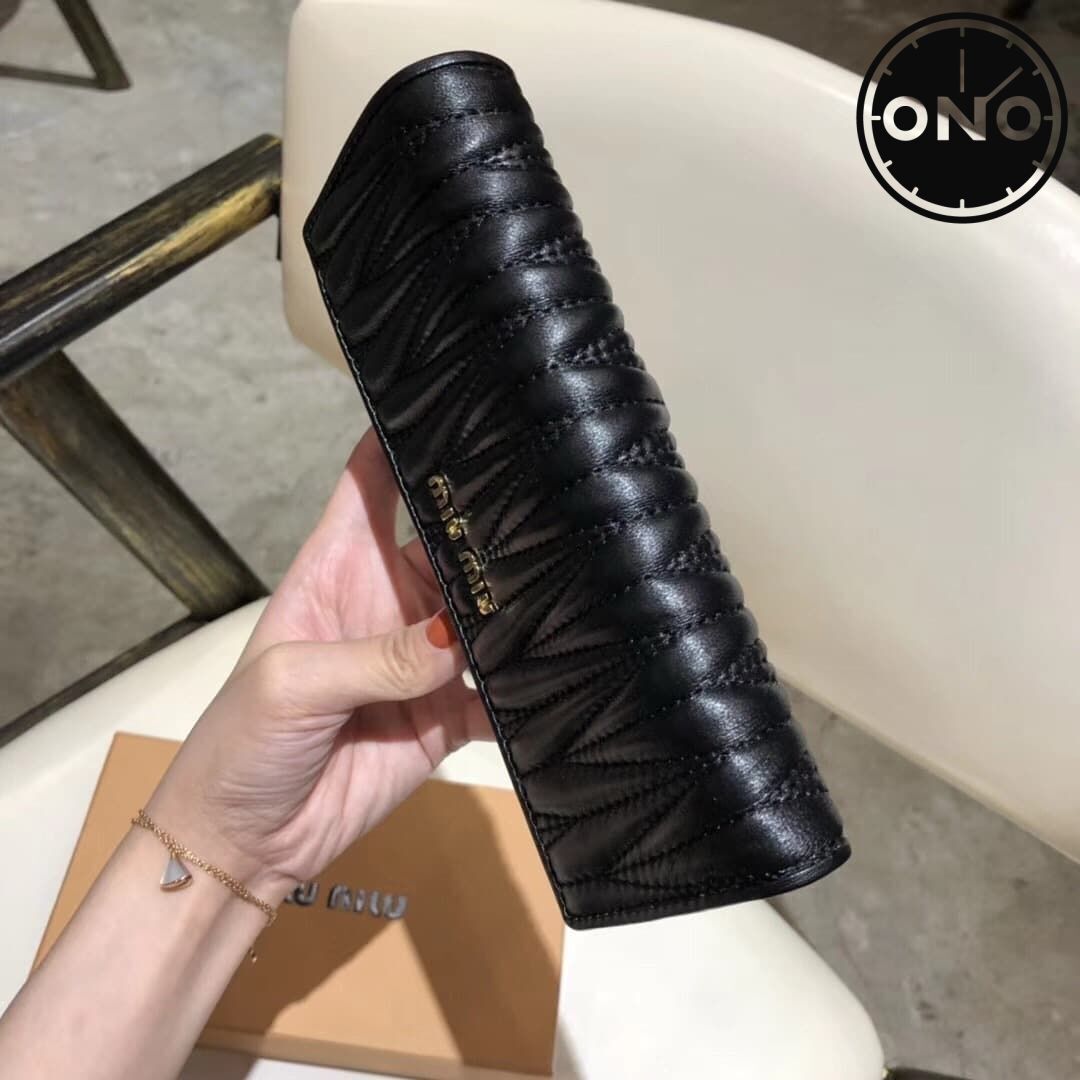 miumiu_wallet_14_4.jpg
