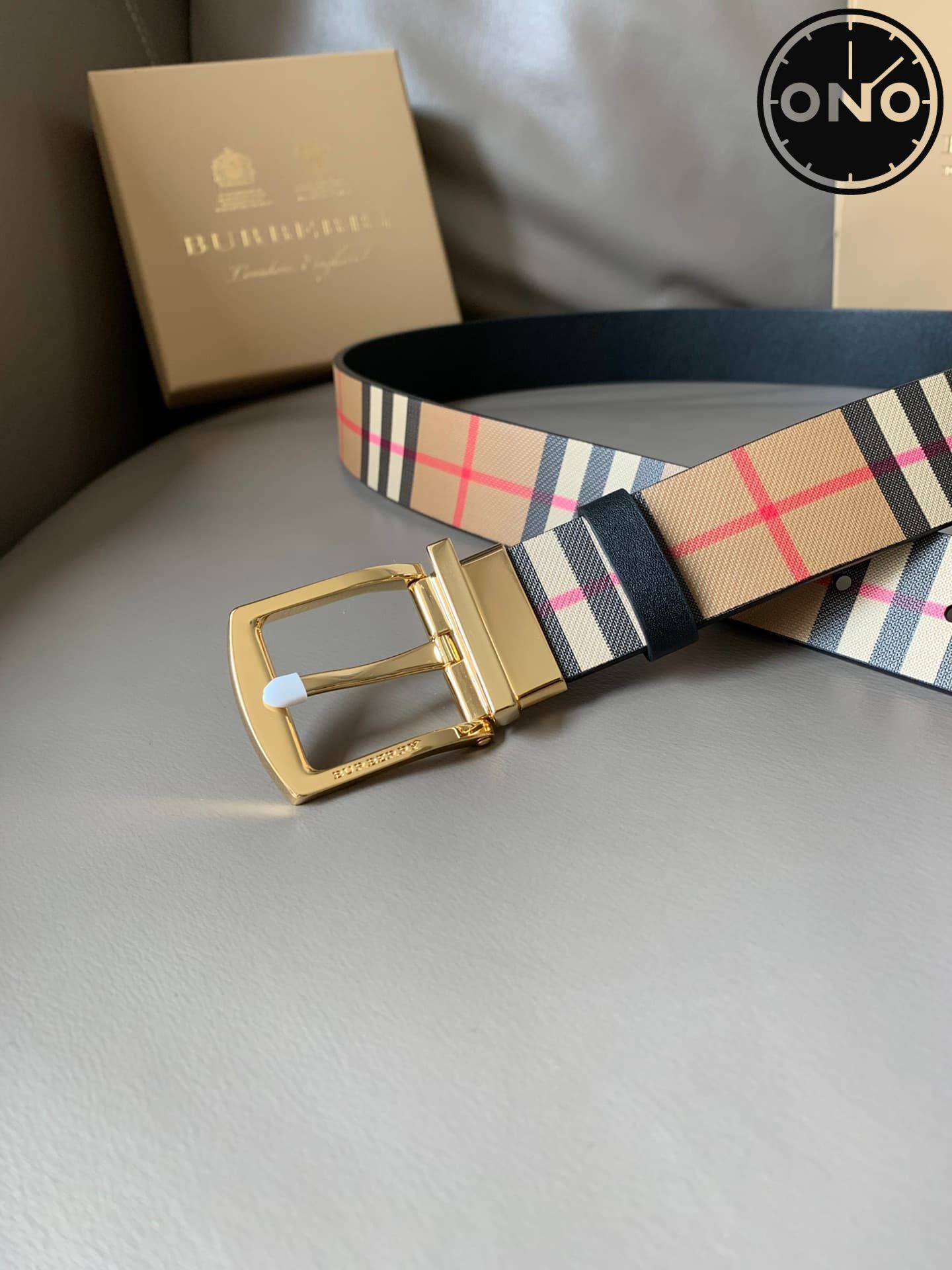 burberry_belt_64_1.jpg