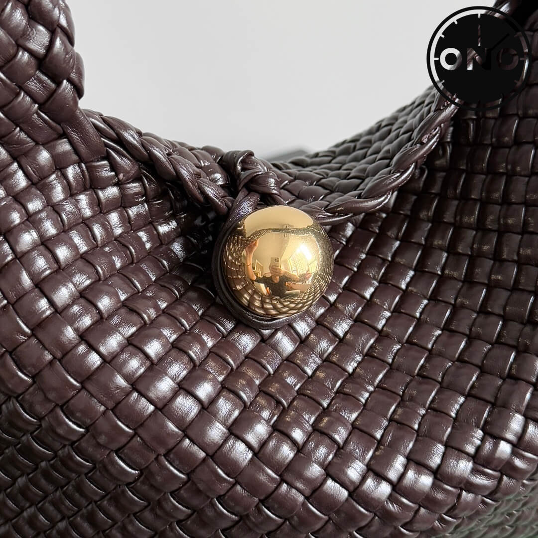 bottega_veneta_women_71_3.jpg
