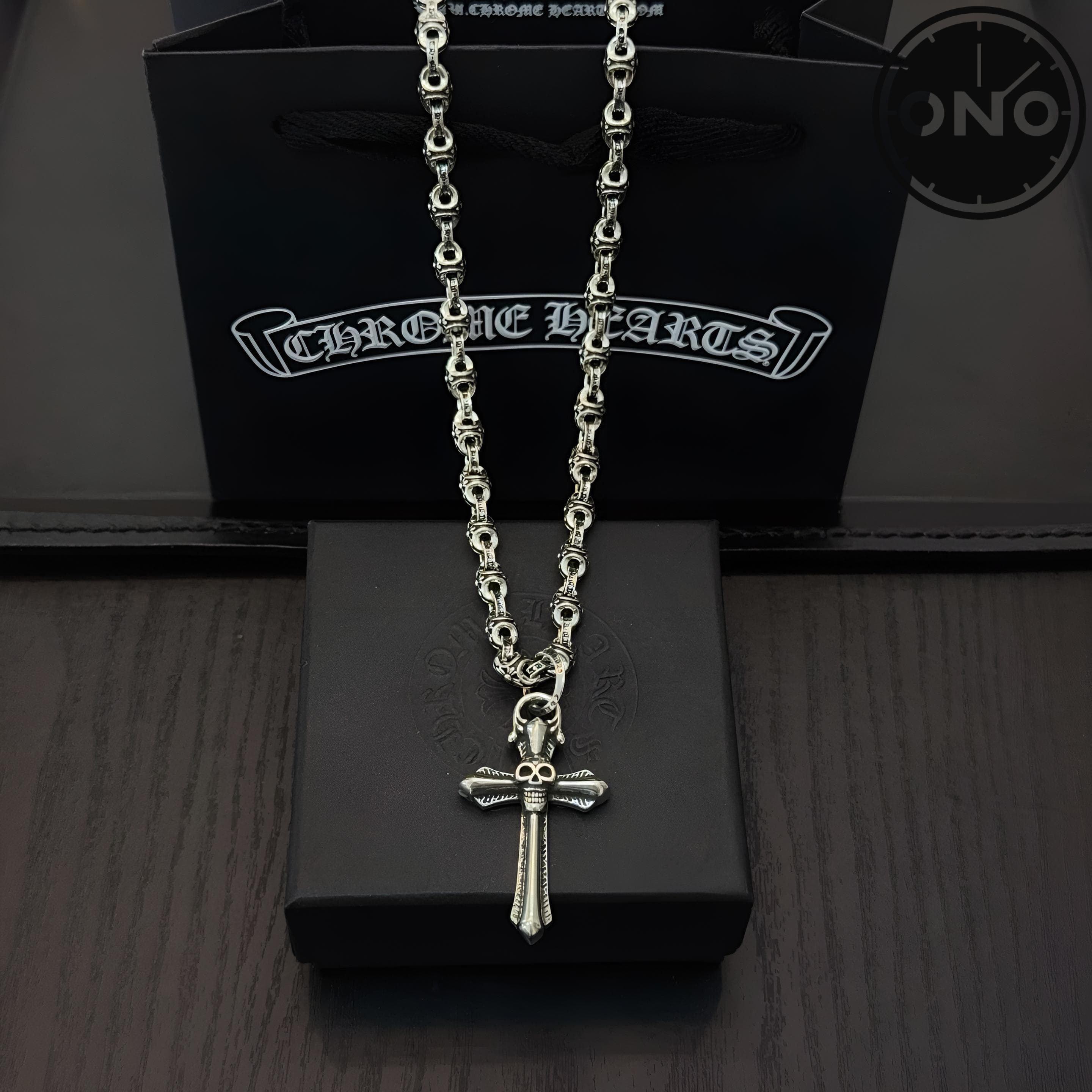 chrome-hearts-necklace_1_3.jpg