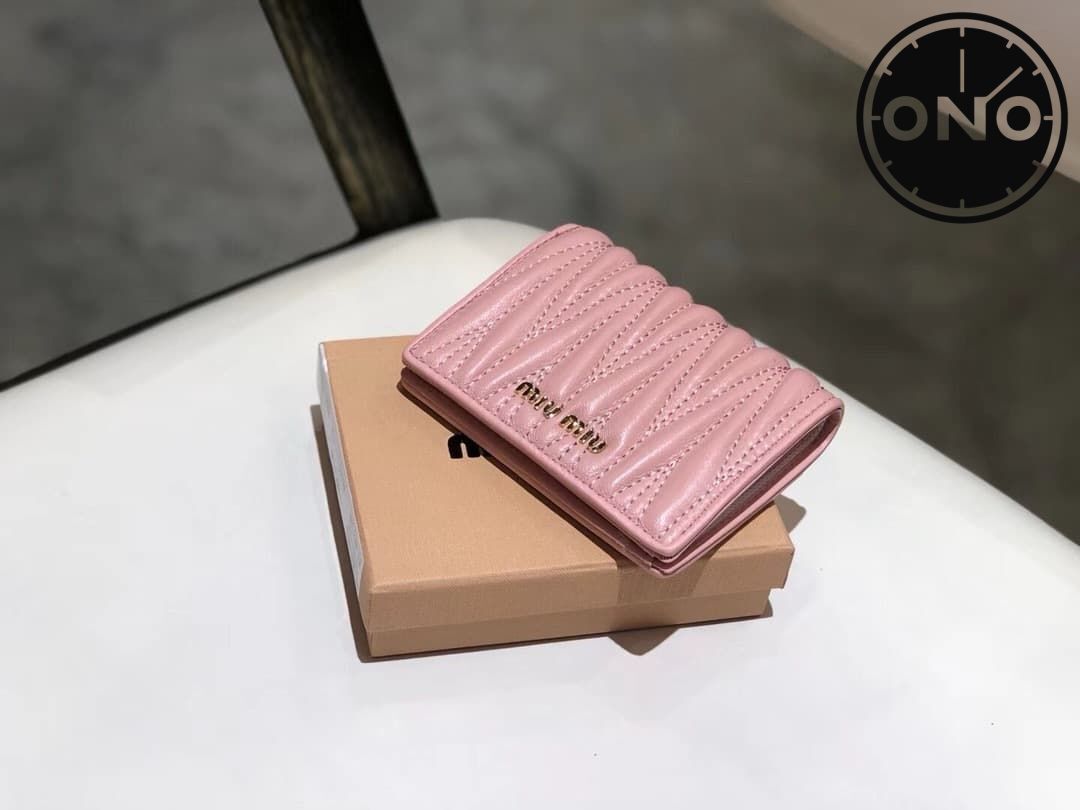 miumiu_wallet_15_1.jpg