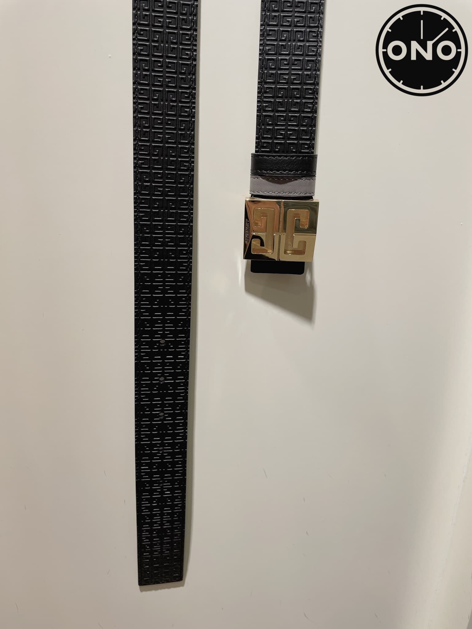 givenchy_belt_70_2.jpg