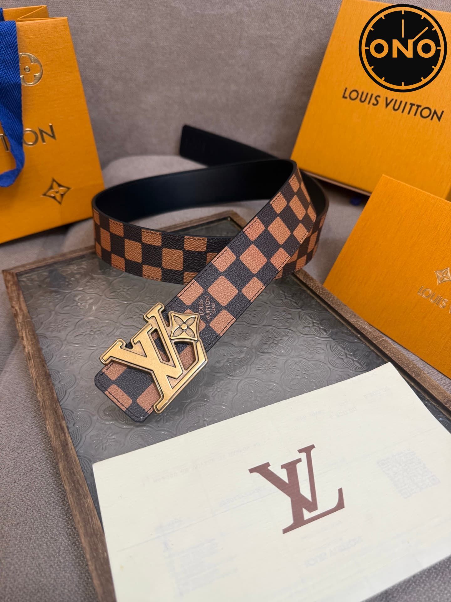 lv_belt_25_1.jpg