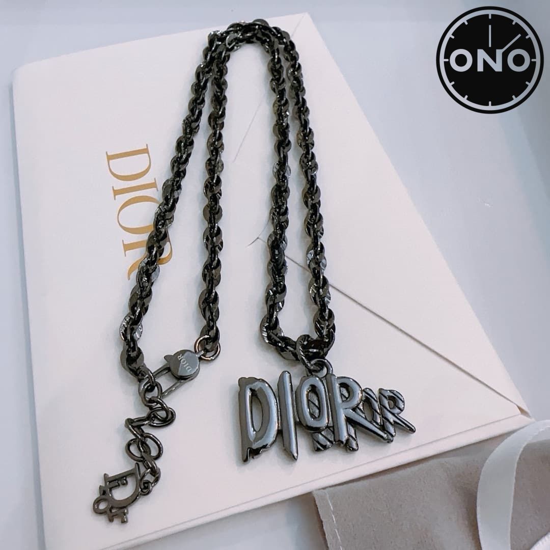 dior-necklace_107_4.jpg
