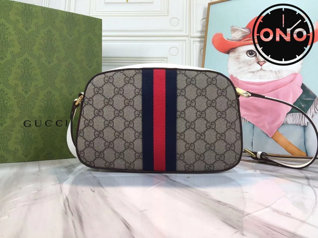 gucci_women_29_3.jpg