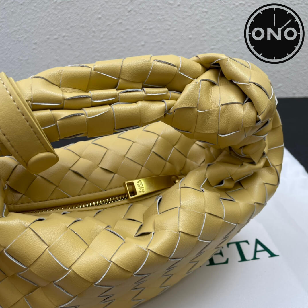 bottega_veneta_women_210_6.jpg