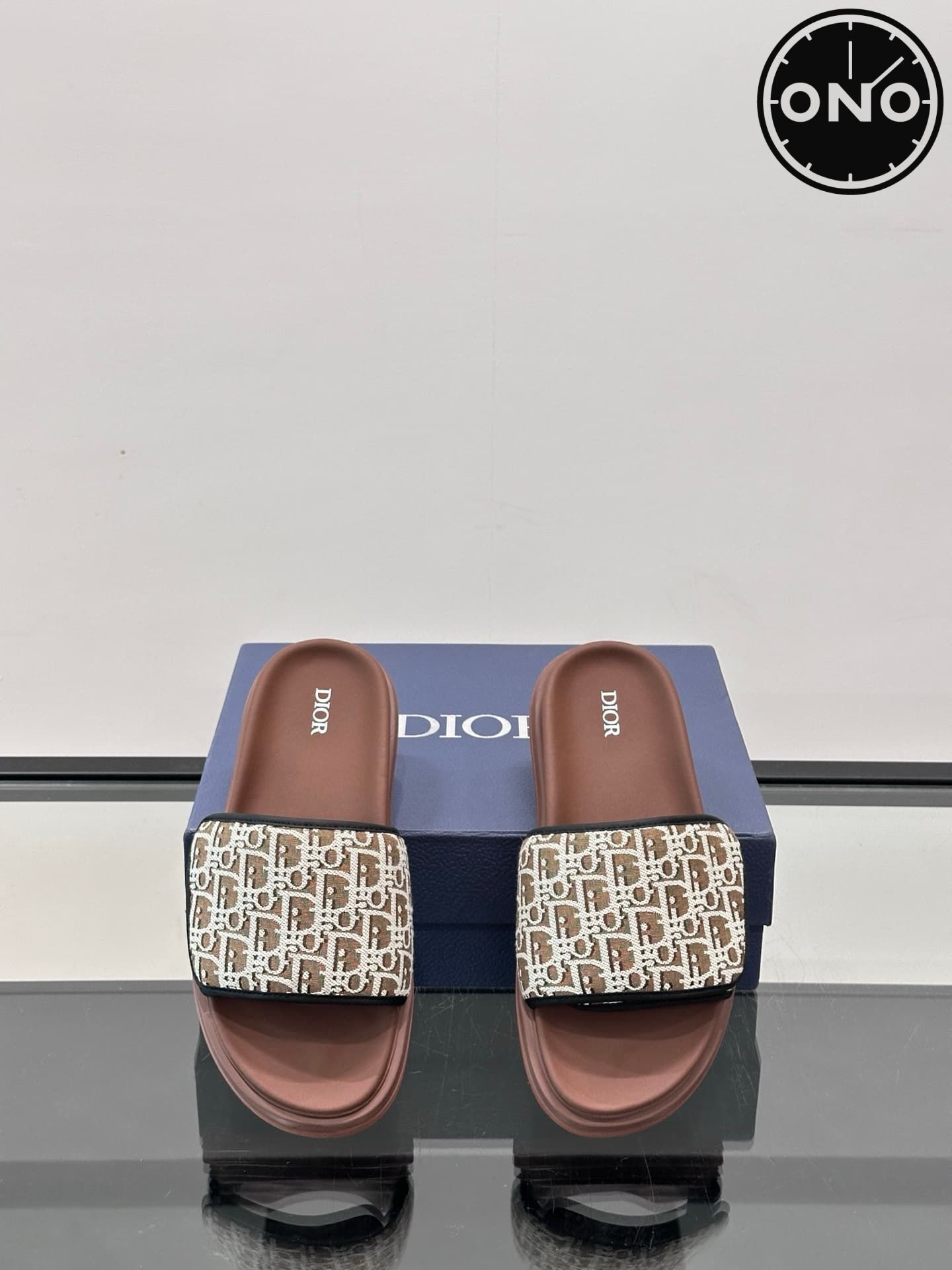 dior-slippers_5_5.jpg