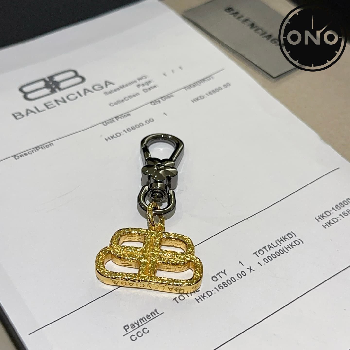 balenciaga-clasp_17_5.jpg