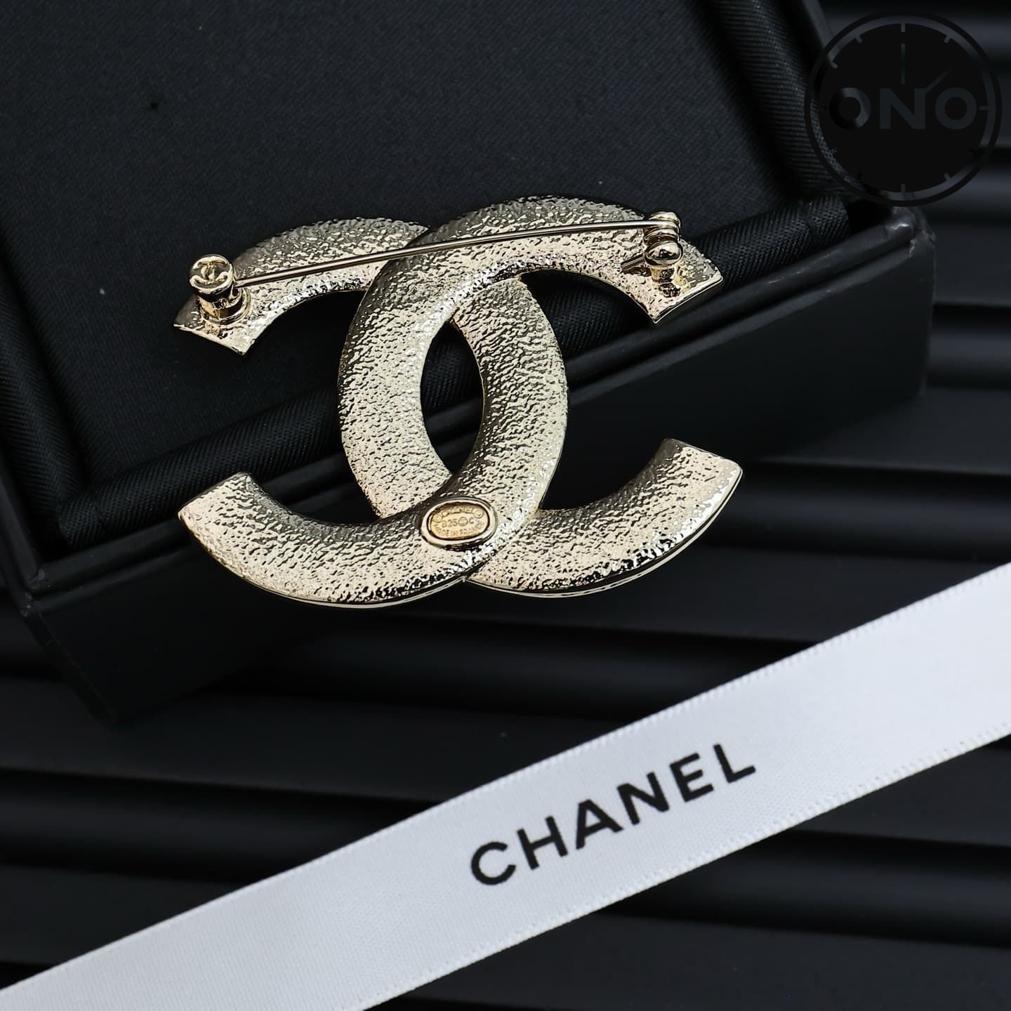 chanel-brooch_14_5.jpg