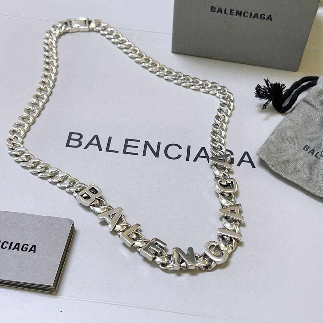 balenciaga-necklace_48_1.jpg