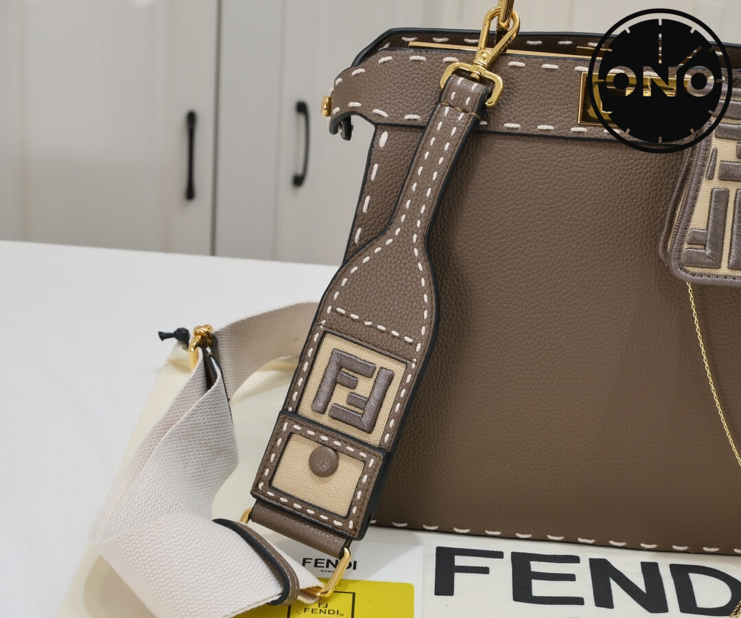 fendi_women_80_1.jpg