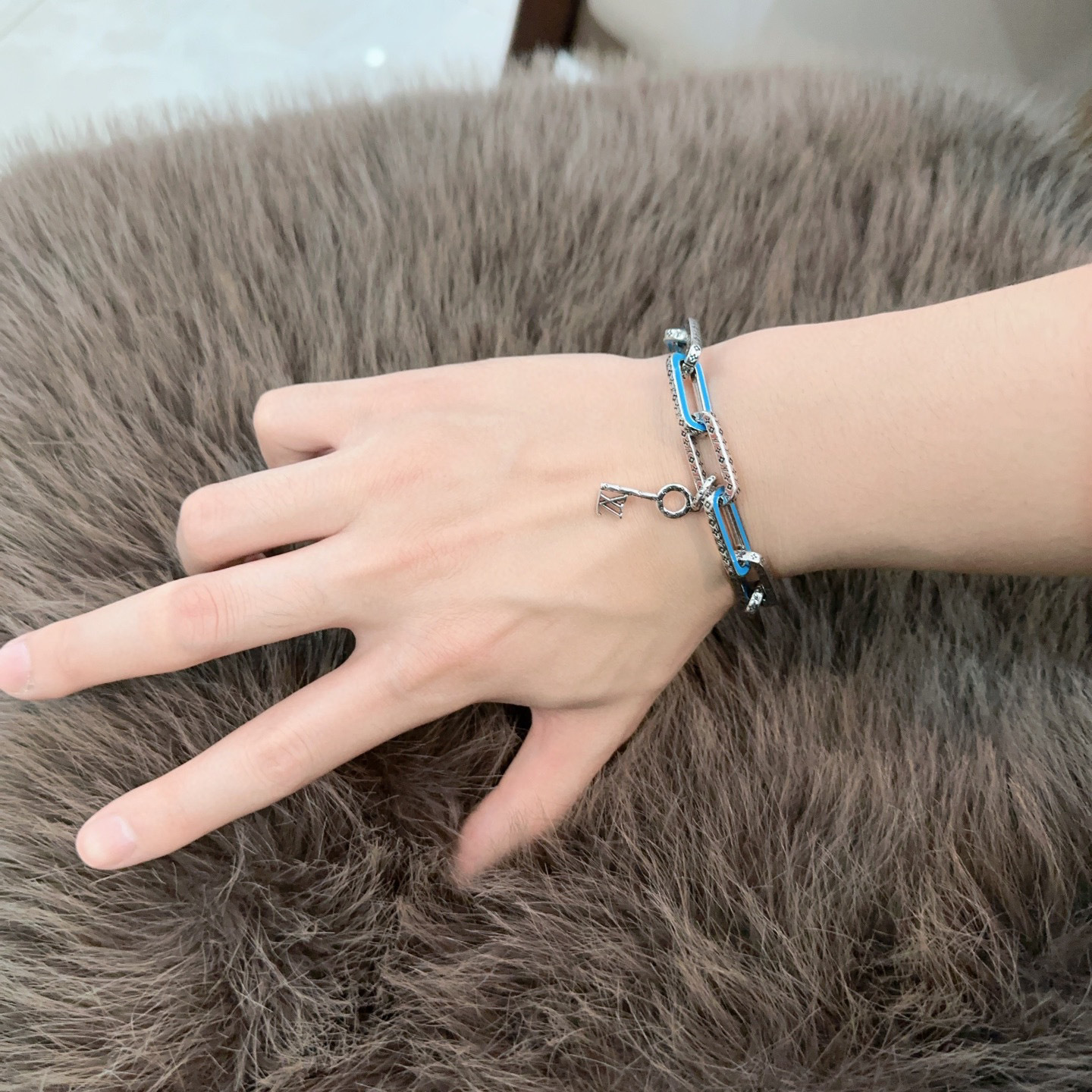 lv-bracelet_13_6.jpg