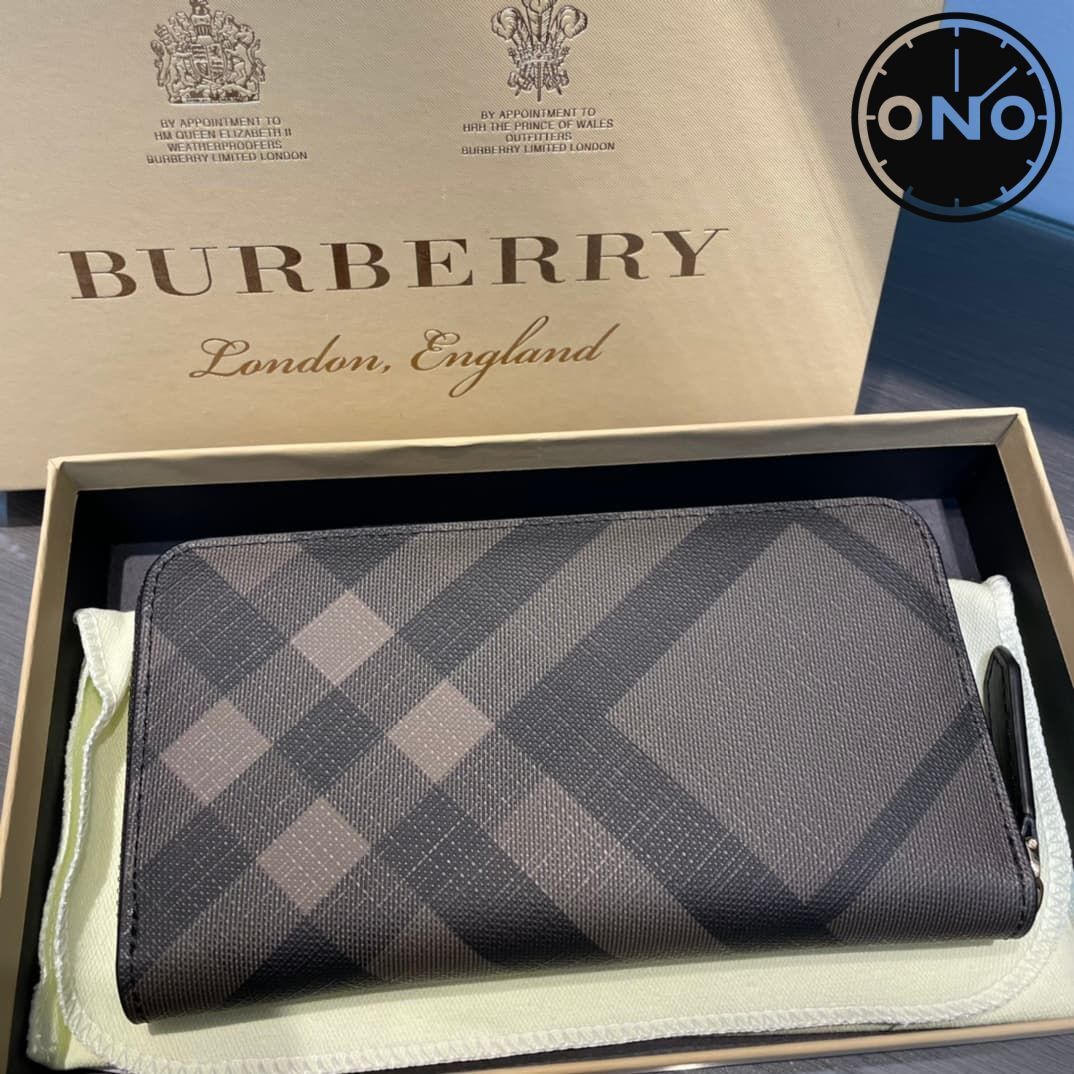 burberry-wallet_12_2.jpg