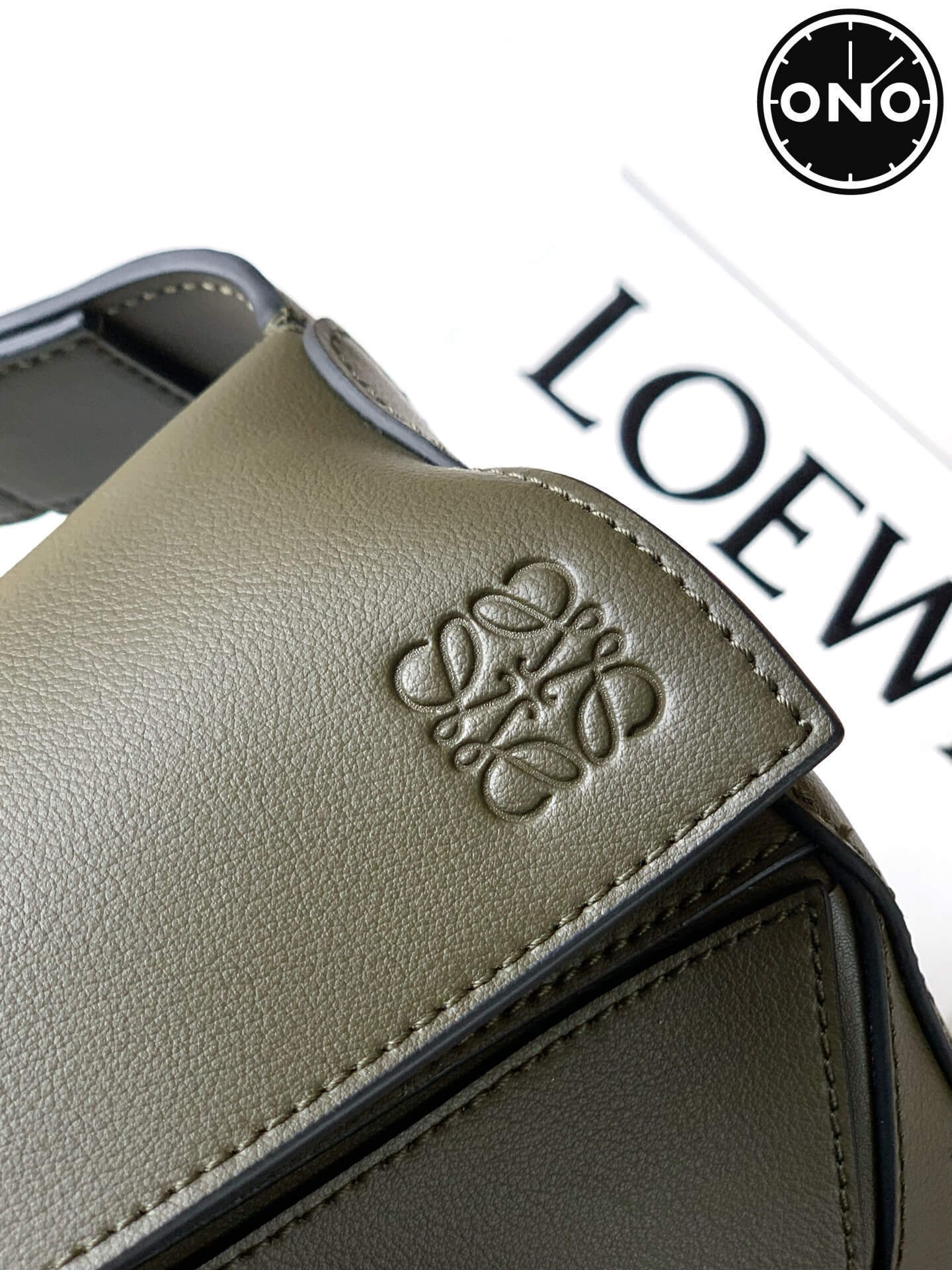 loewe_women_21_4.jpg