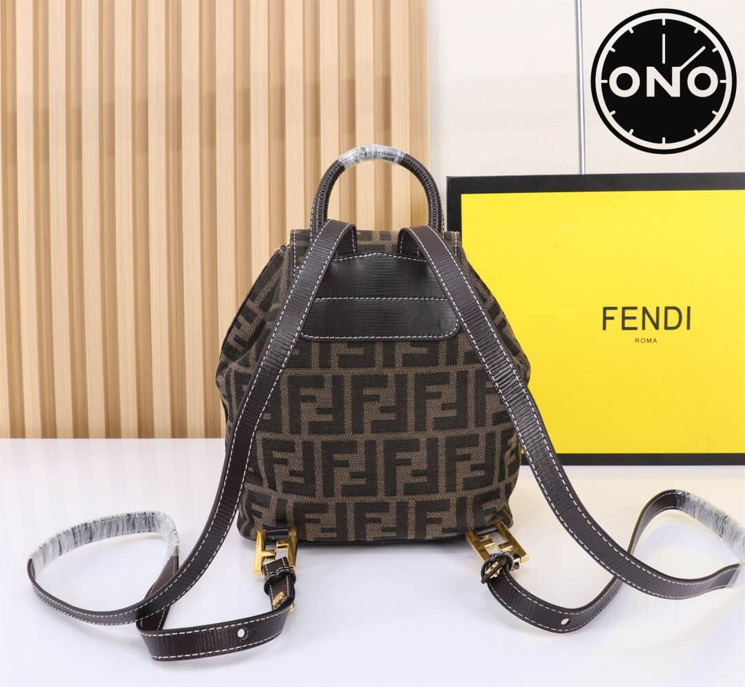 fendi_women_26_2.jpg