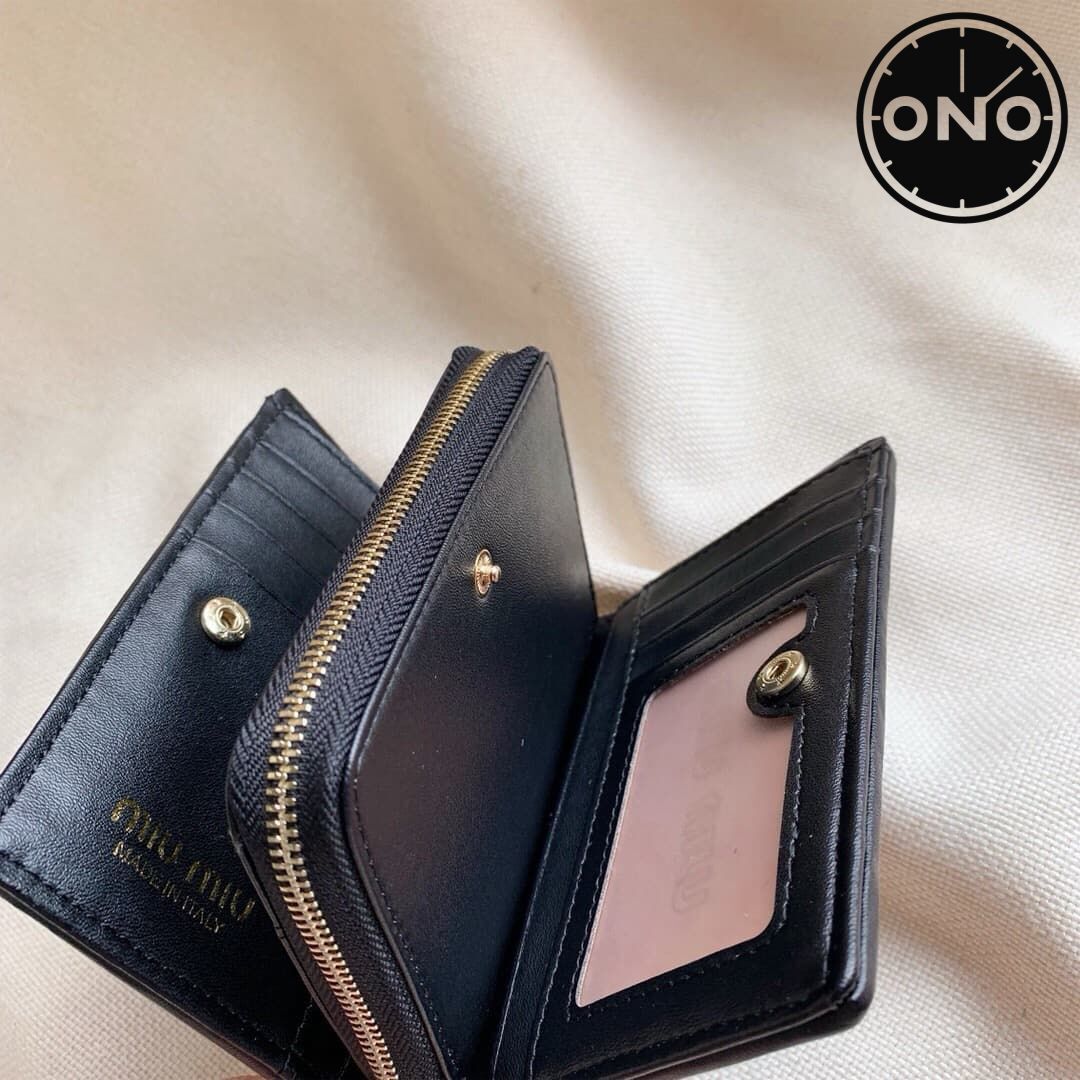 miumiu_wallet_18_8.jpg